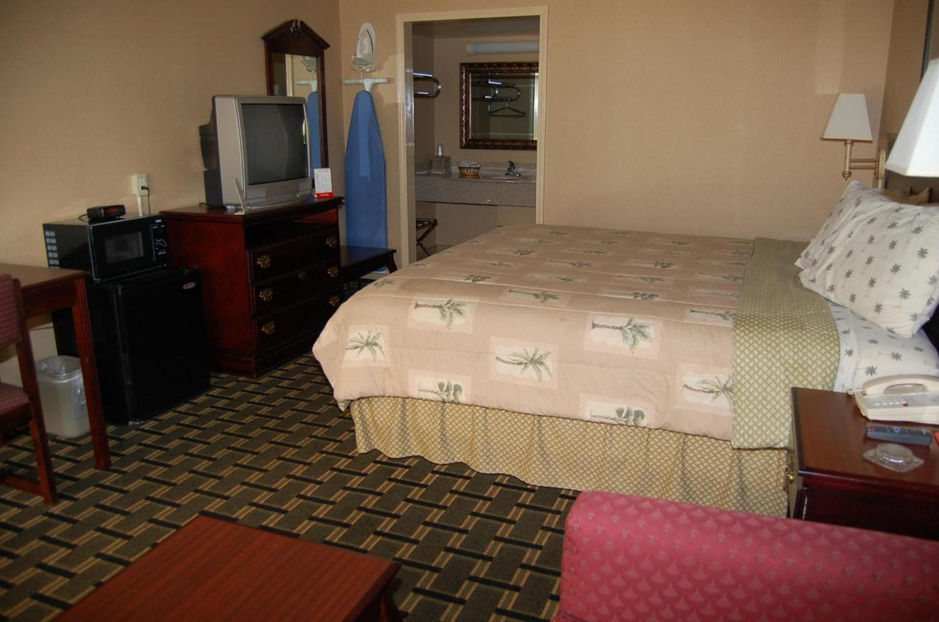 Executive Inn, Springdale photo 22