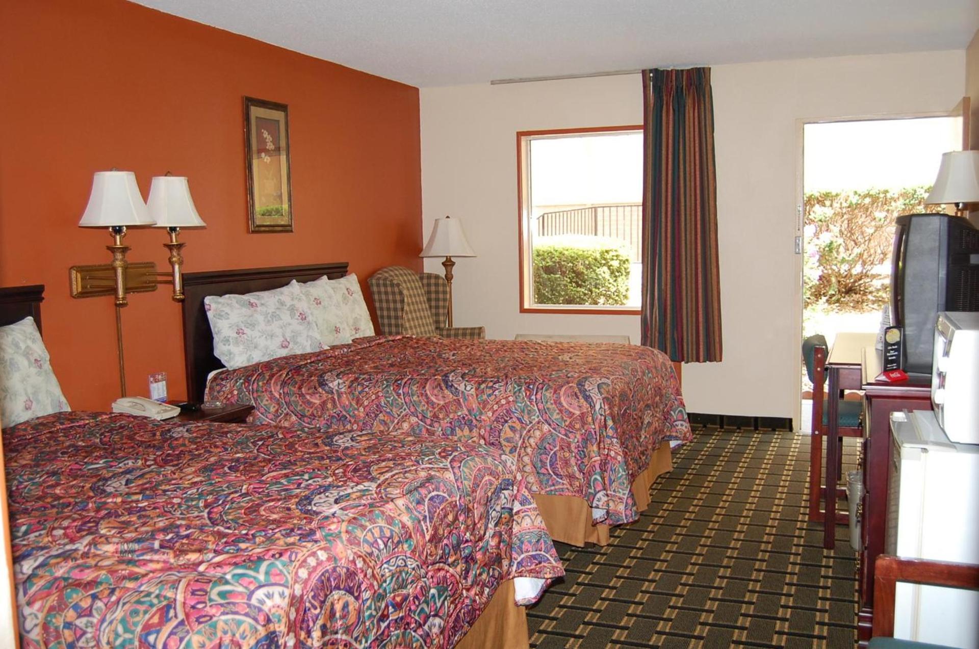 Executive Inn, Springdale photo 29