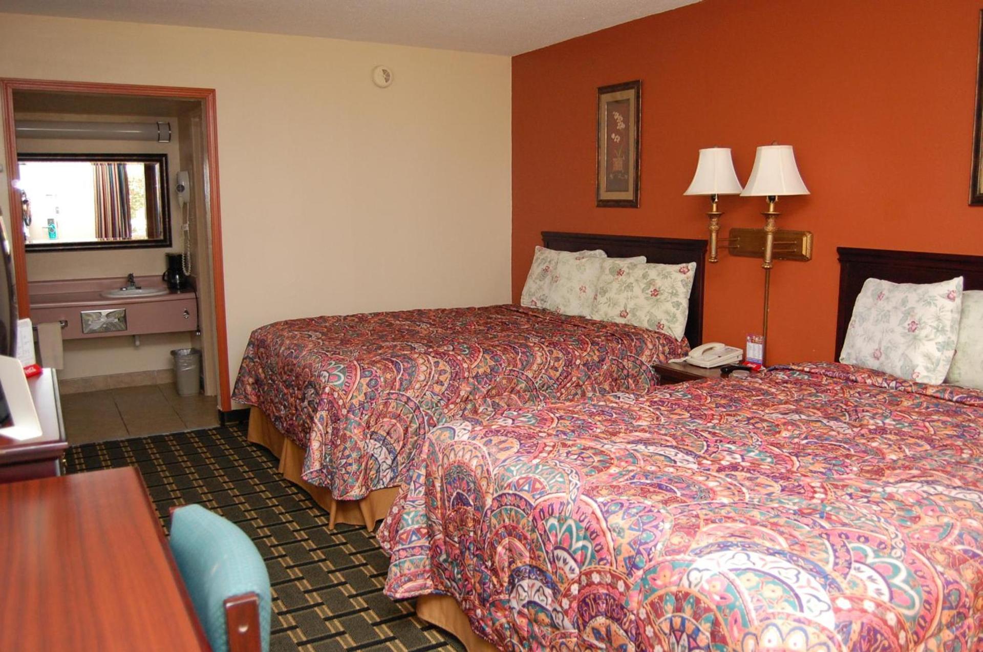 Executive Inn, Springdale photo 35