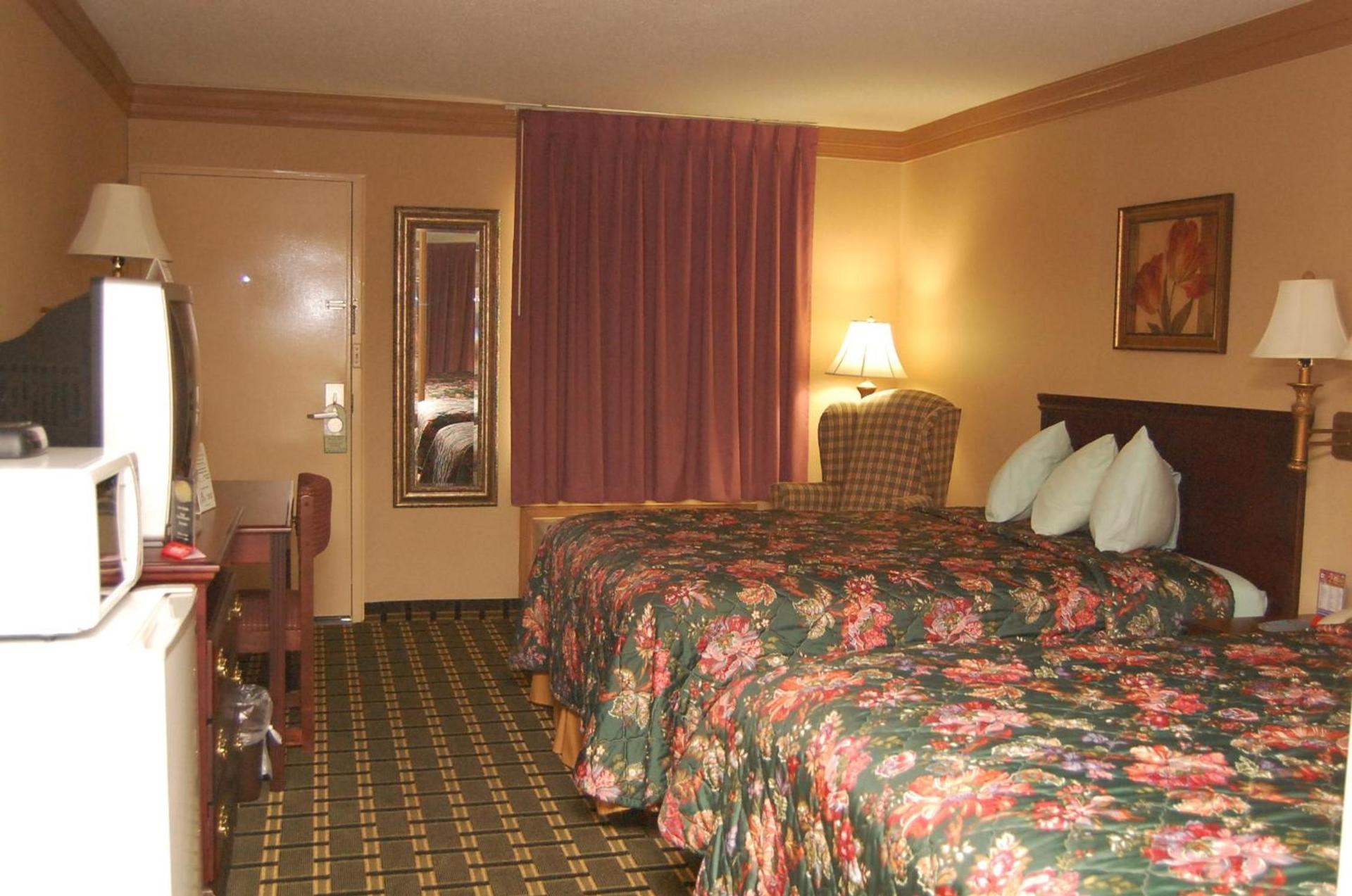 Executive Inn, Springdale photo 44