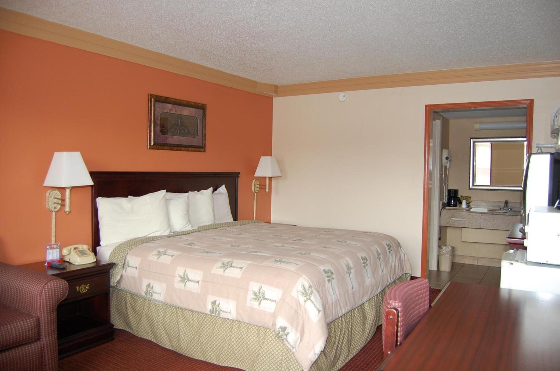 Executive Inn, Springdale photo 49