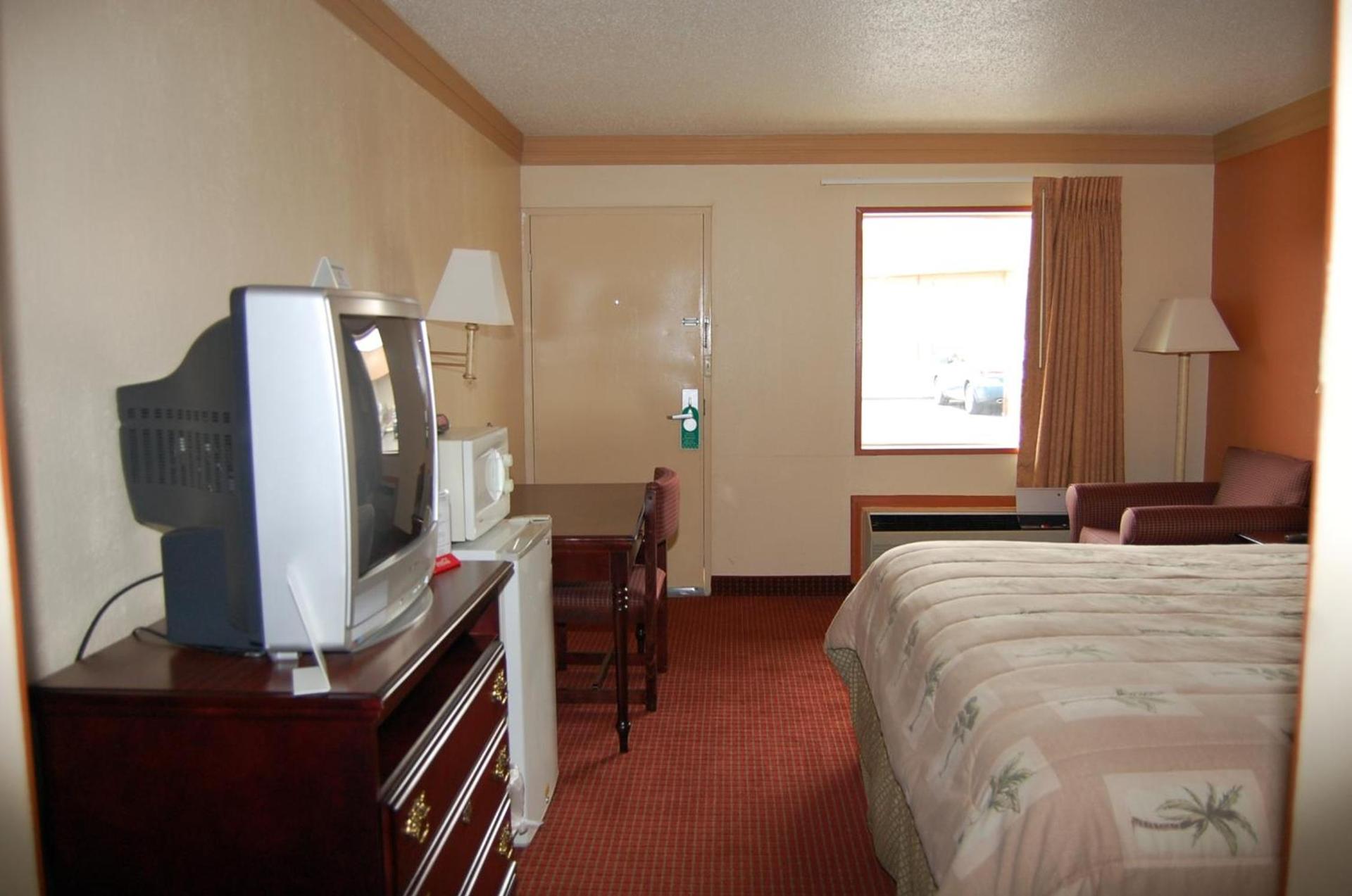 Executive Inn, Springdale photo 50
