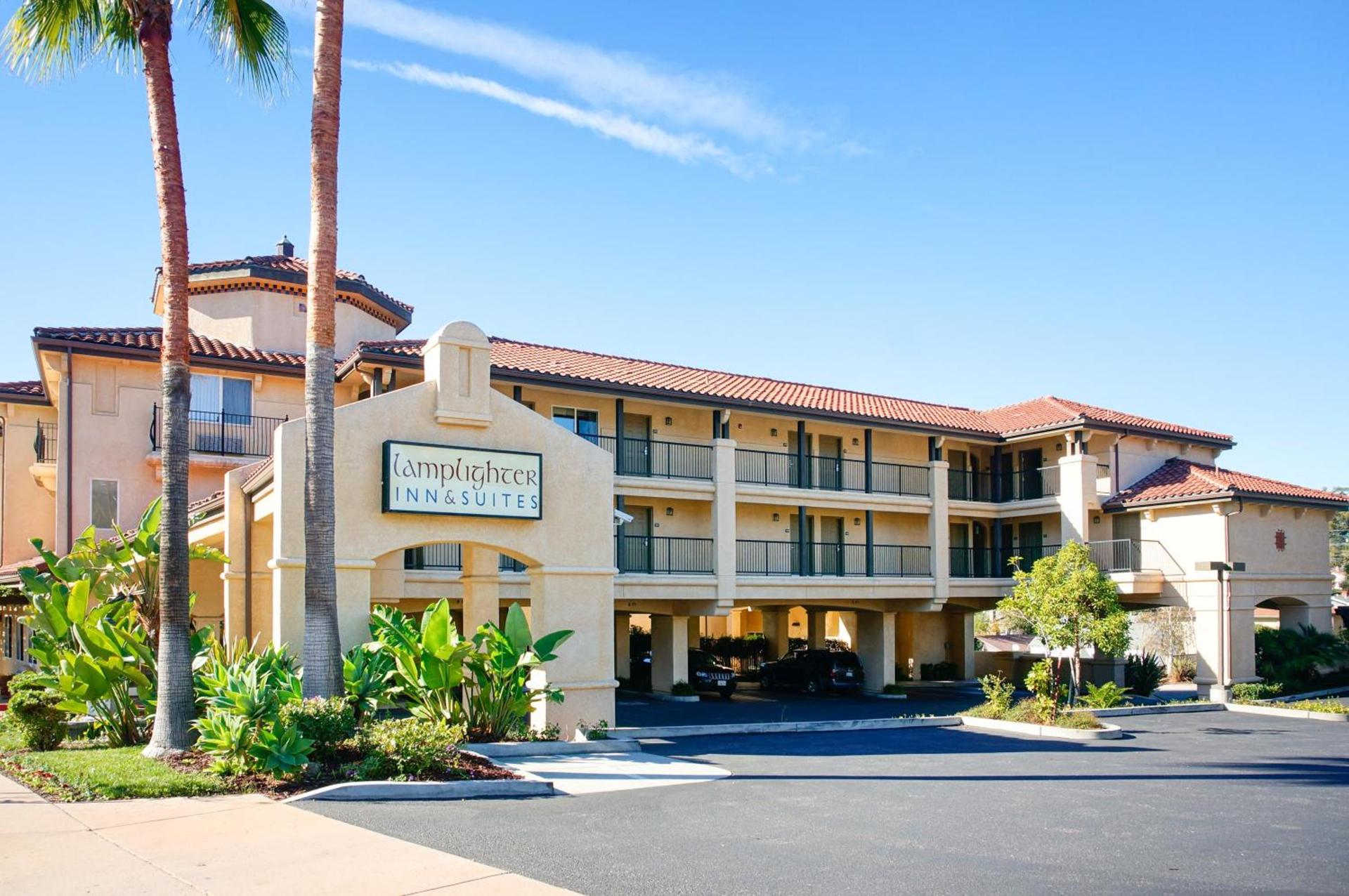 Lamplighter Inn & Suites photo 24