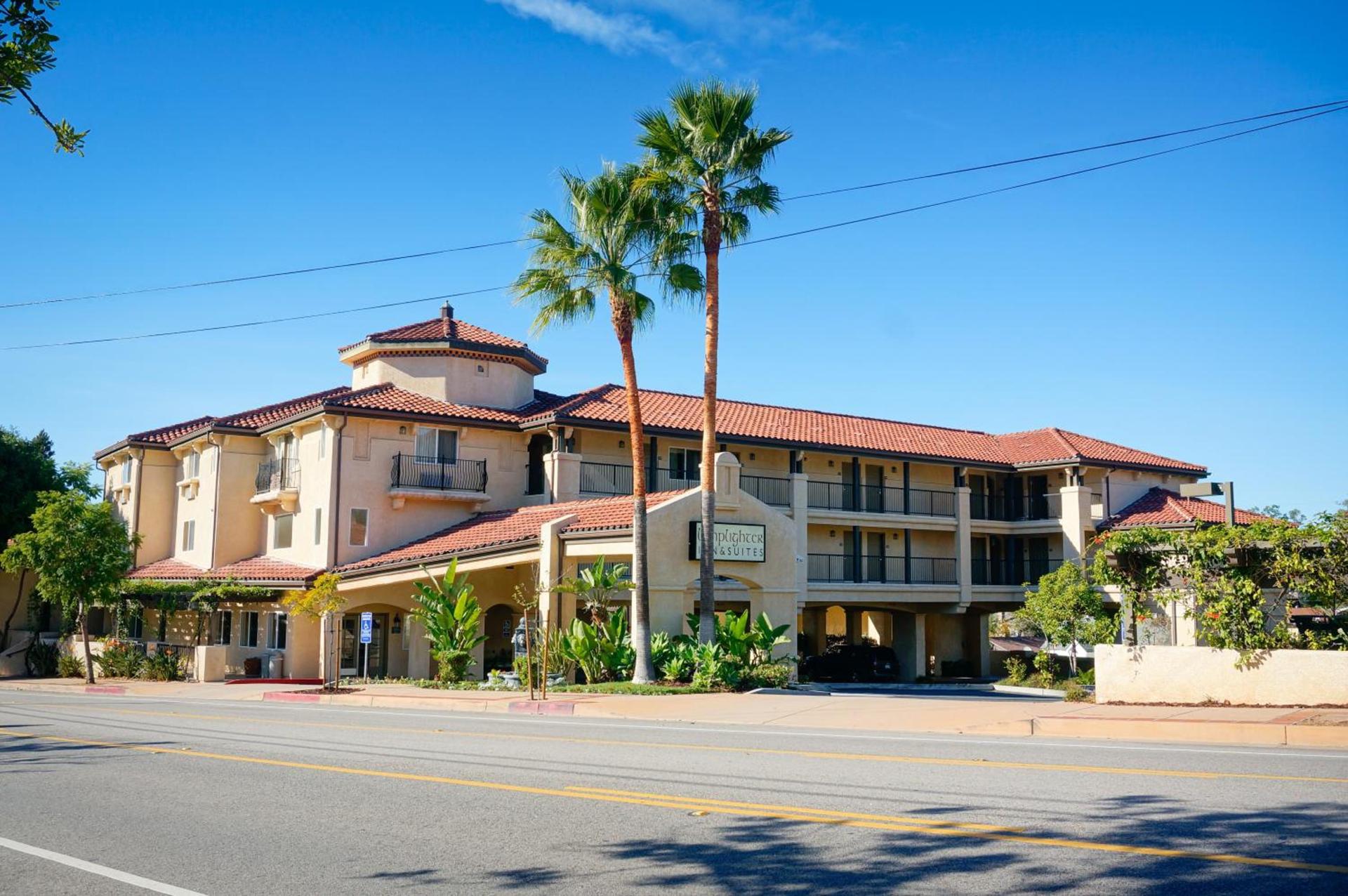 Lamplighter Inn & Suites photo 25