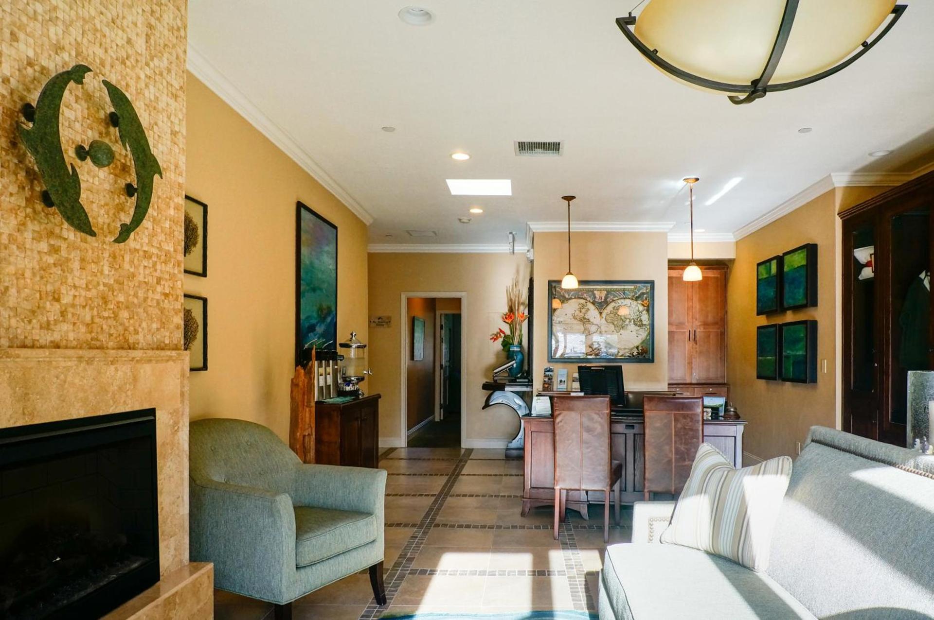 Blue Dolphin Inn photo 54