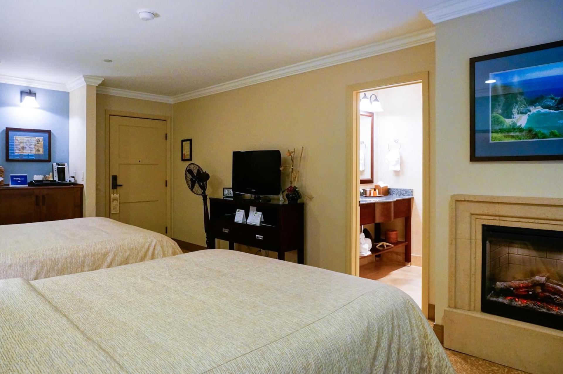 Blue Dolphin Inn photo 17