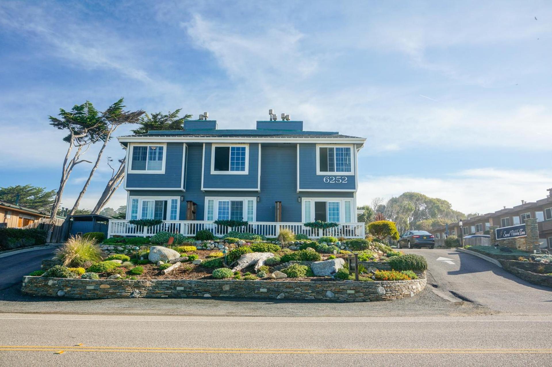 Sand Pebbles Inn photo 17