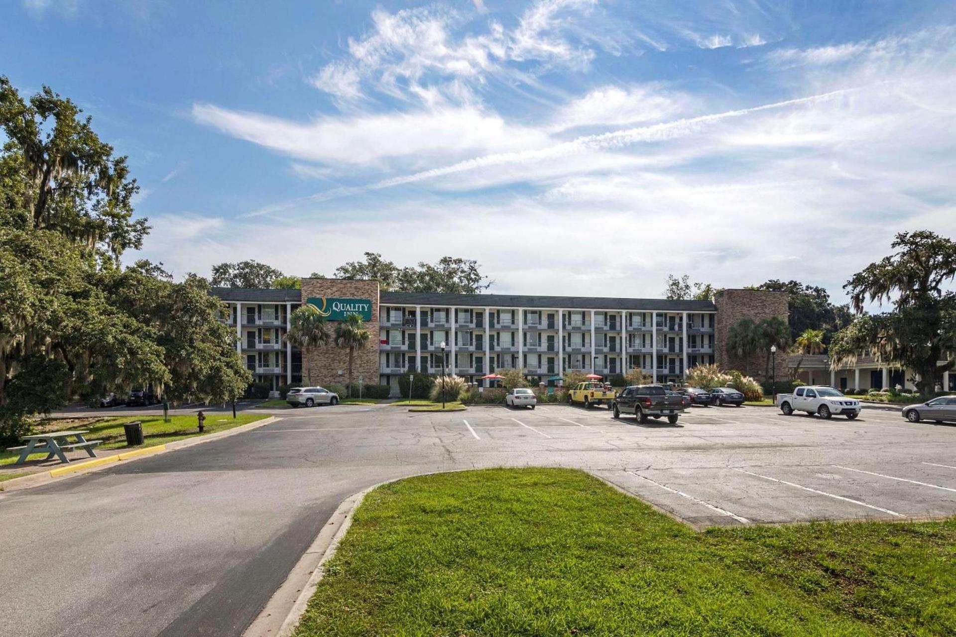 Quality Inn At Town Center photo 2