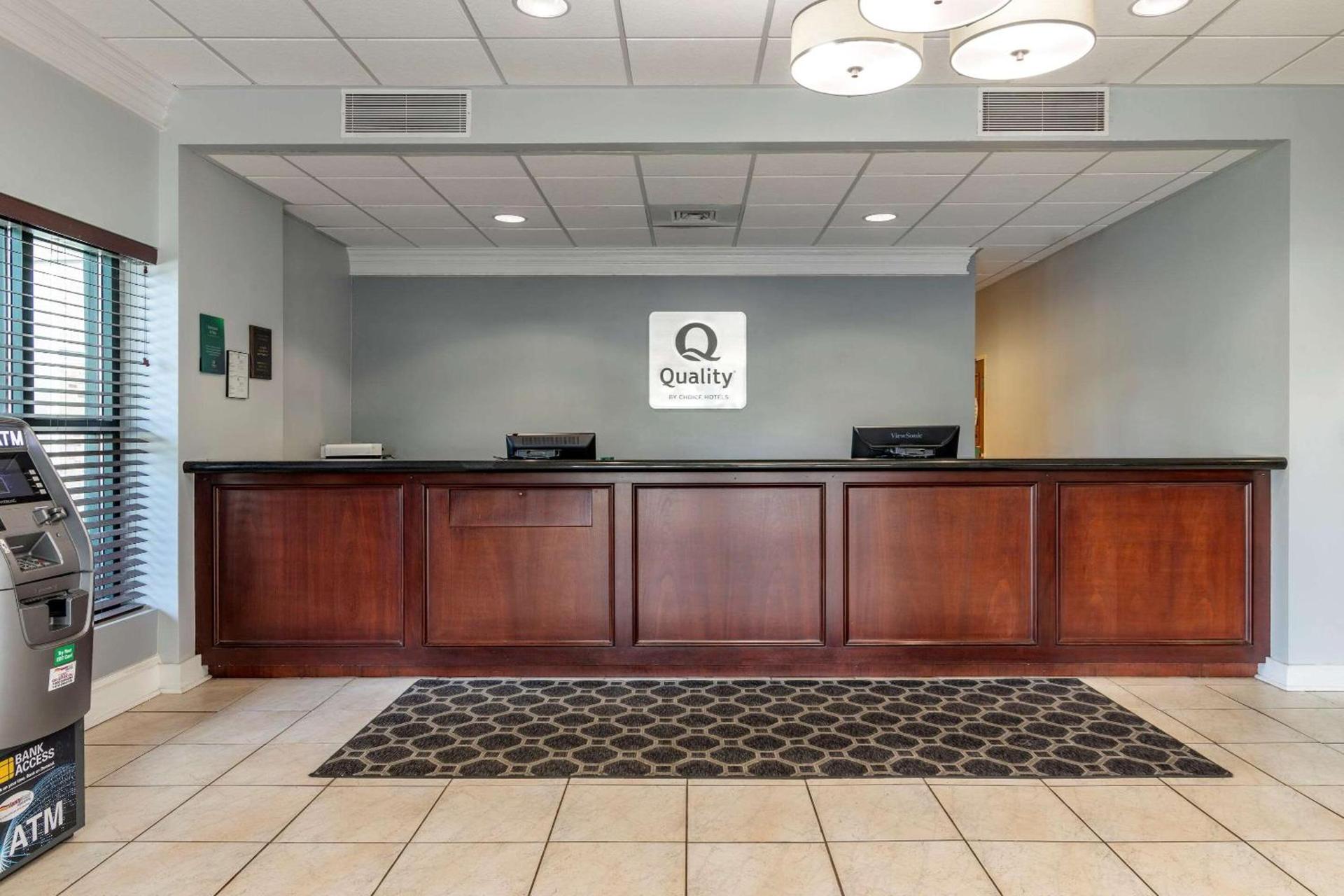 Quality Inn At Town Center photo 5