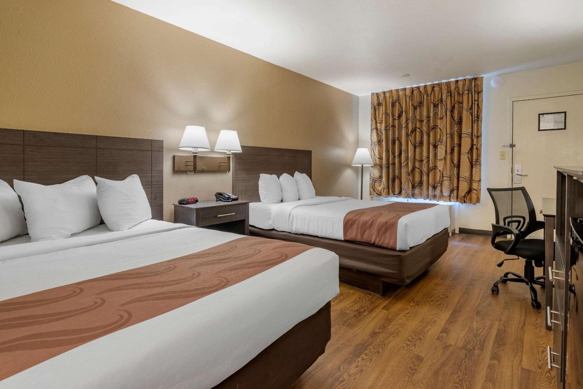 Quality Inn At Town Center photo 18