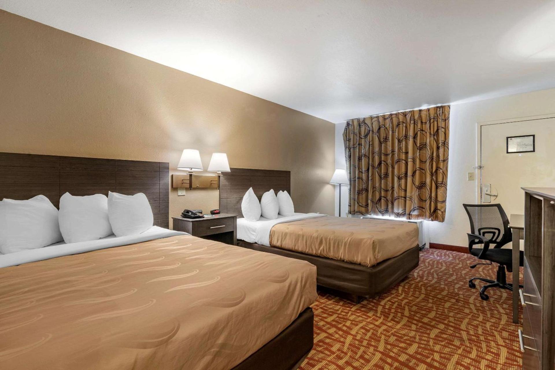 Quality Inn At Town Center photo 15
