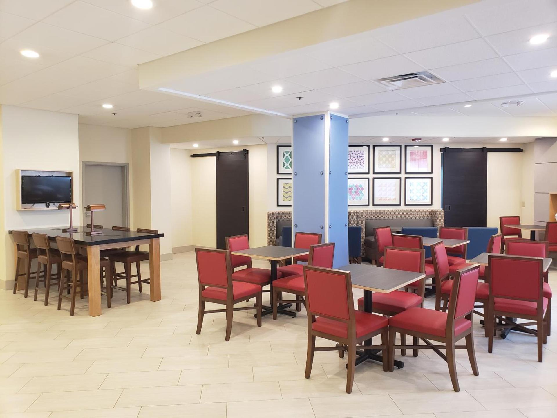 Holiday Inn Express Blowing Rock South, an IHG Hotel photo 23