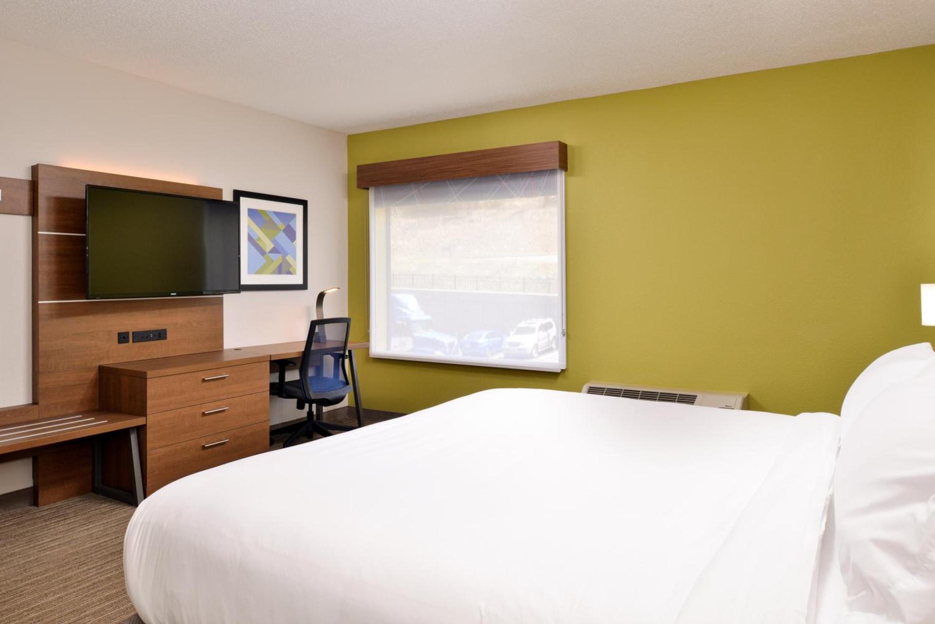 Holiday Inn Express Blowing Rock South, an IHG Hotel photo 16