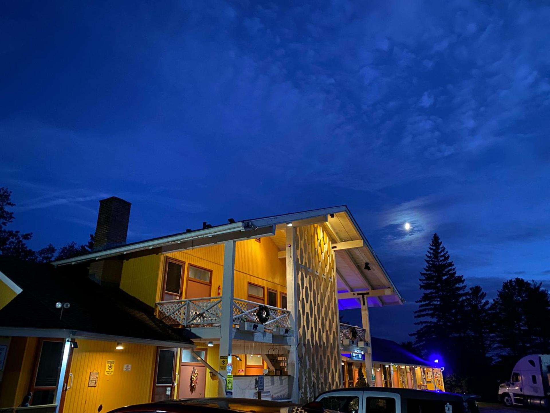 Snowdon Chalet Motel photo 66