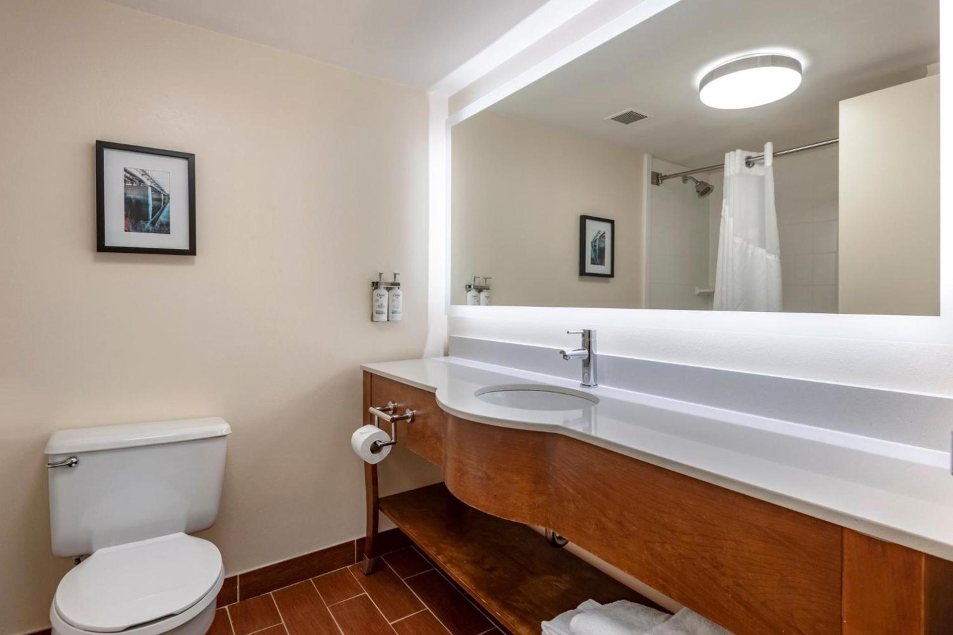 Holiday Inn Bangor by IHG photo 58