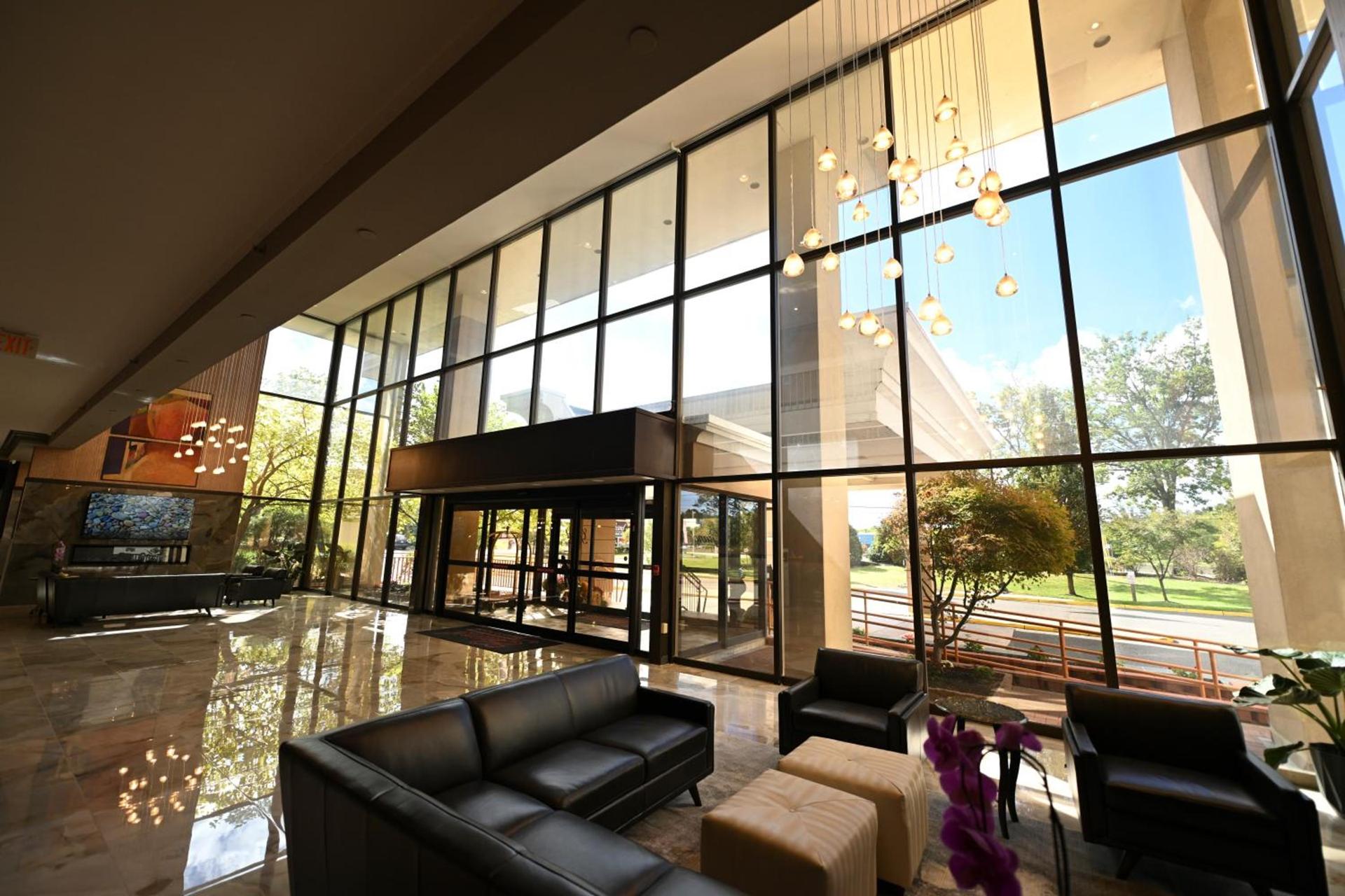 Grand Laurel Hotel photo 11