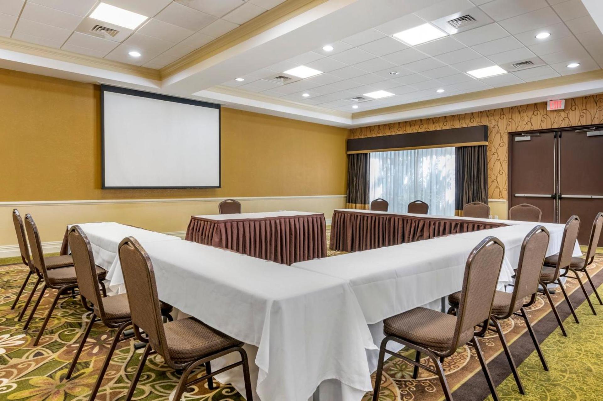 Holiday Inn Resort Orlando - Lake Buena Vista by IHG photo 64