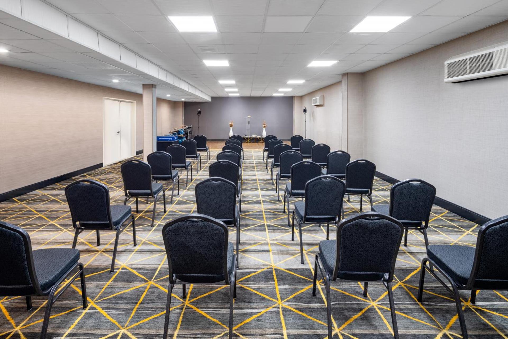 Holiday Inn Poughkeepsie by IHG photo 33
