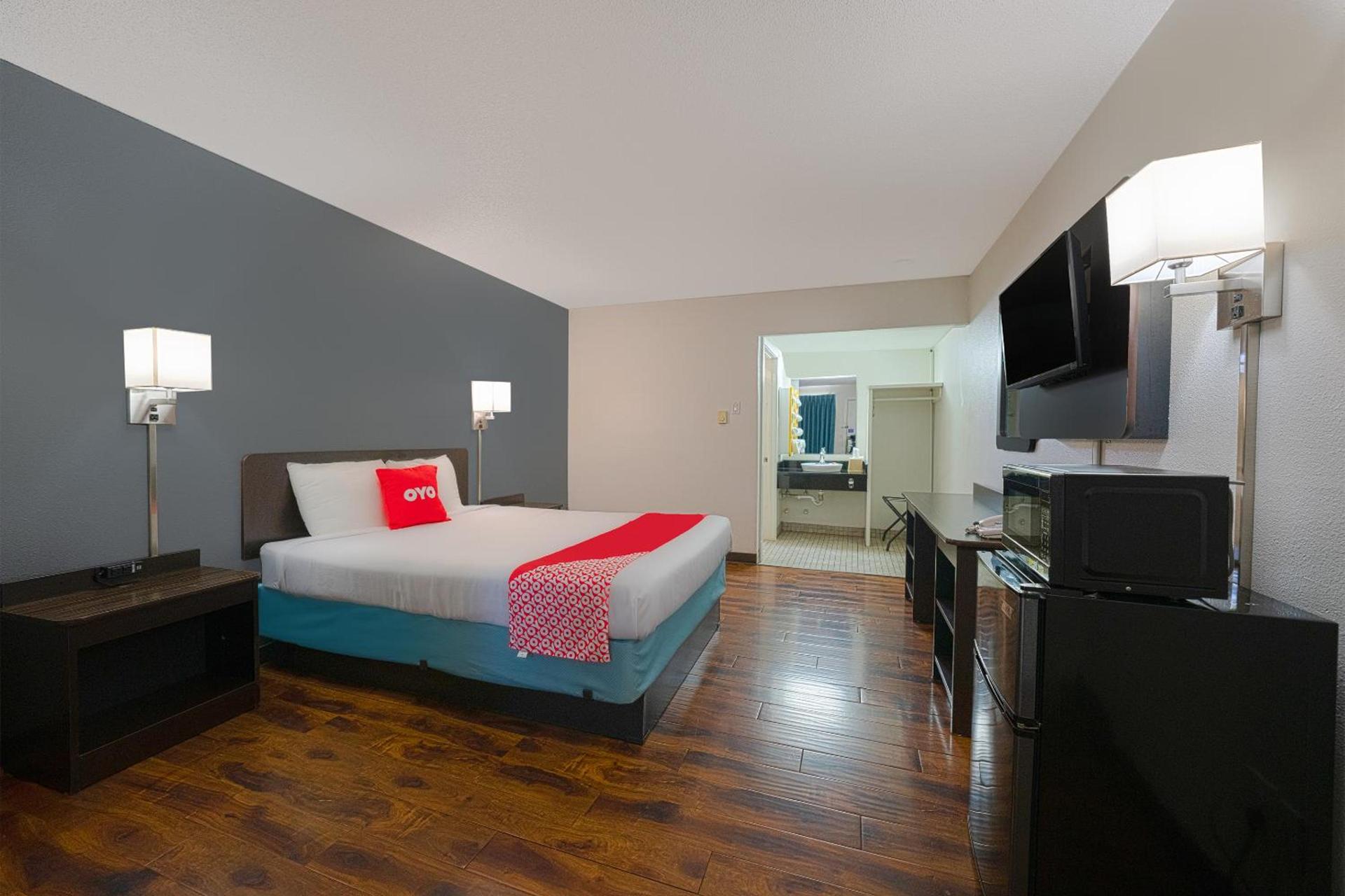 OYO Hotel St Helens OR photo 5