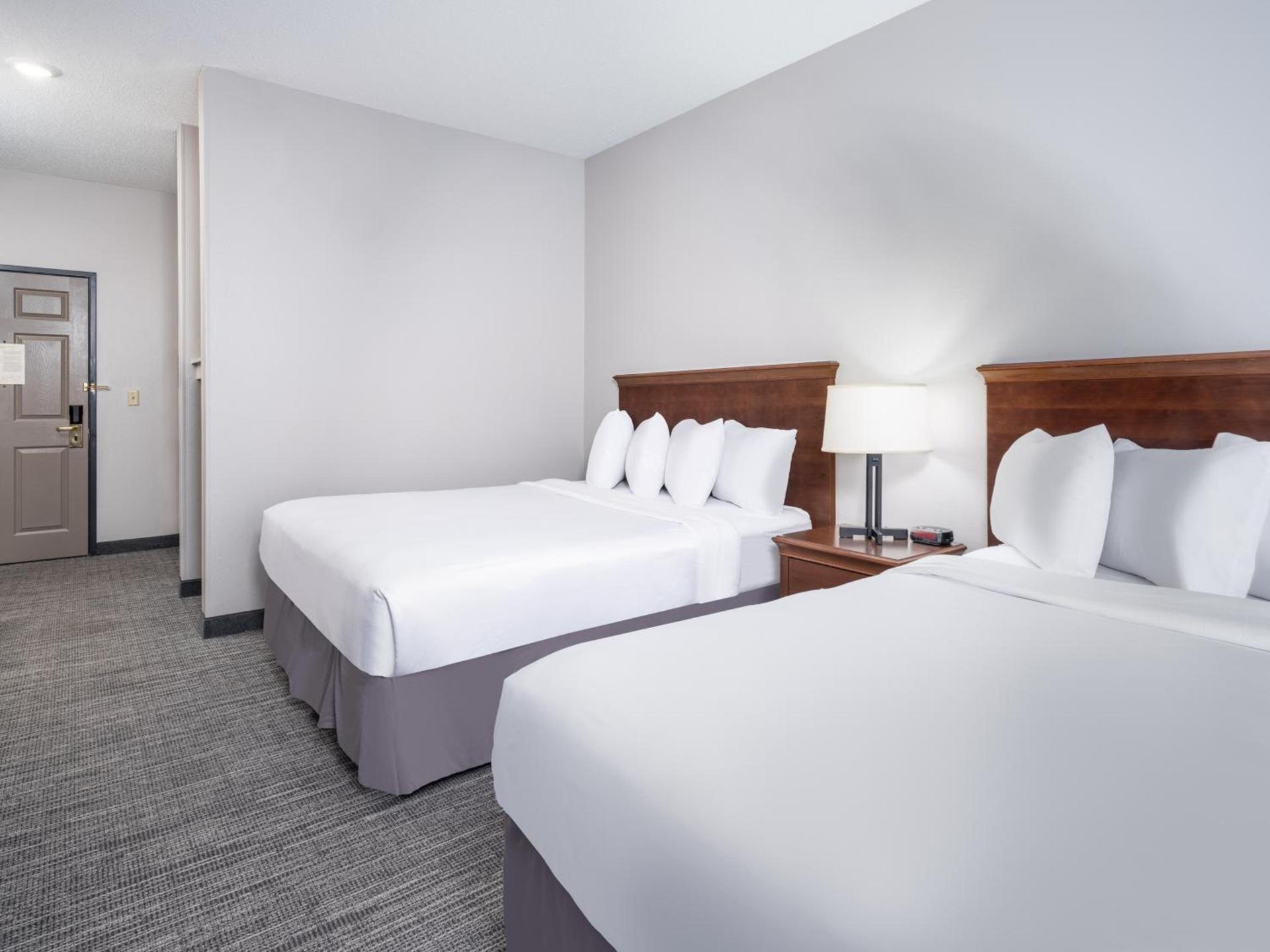Country Inn & Suites by Radisson, Maumee - Toledo photo 37