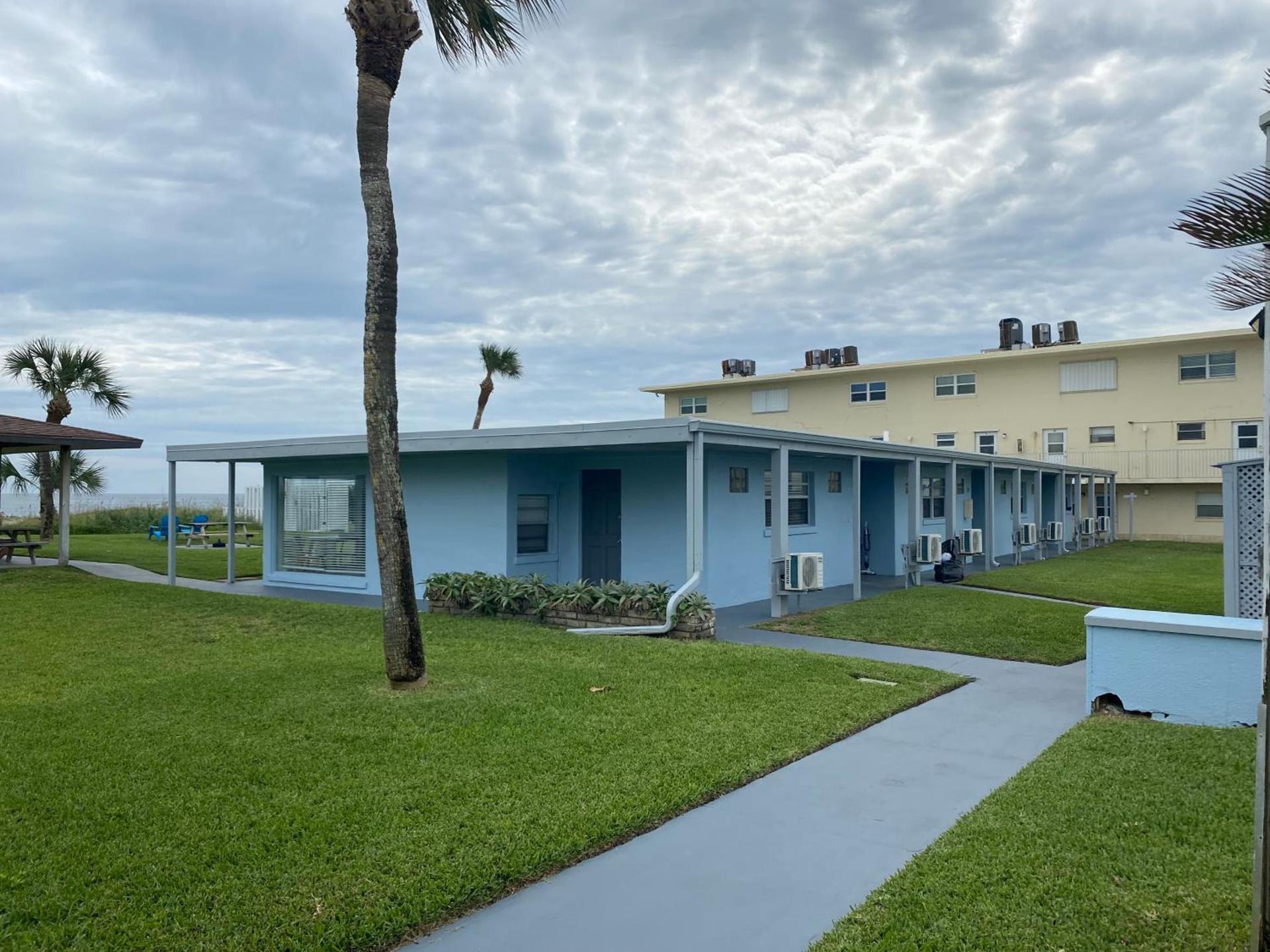 Sea Aire Oceanfront Inn photo 23