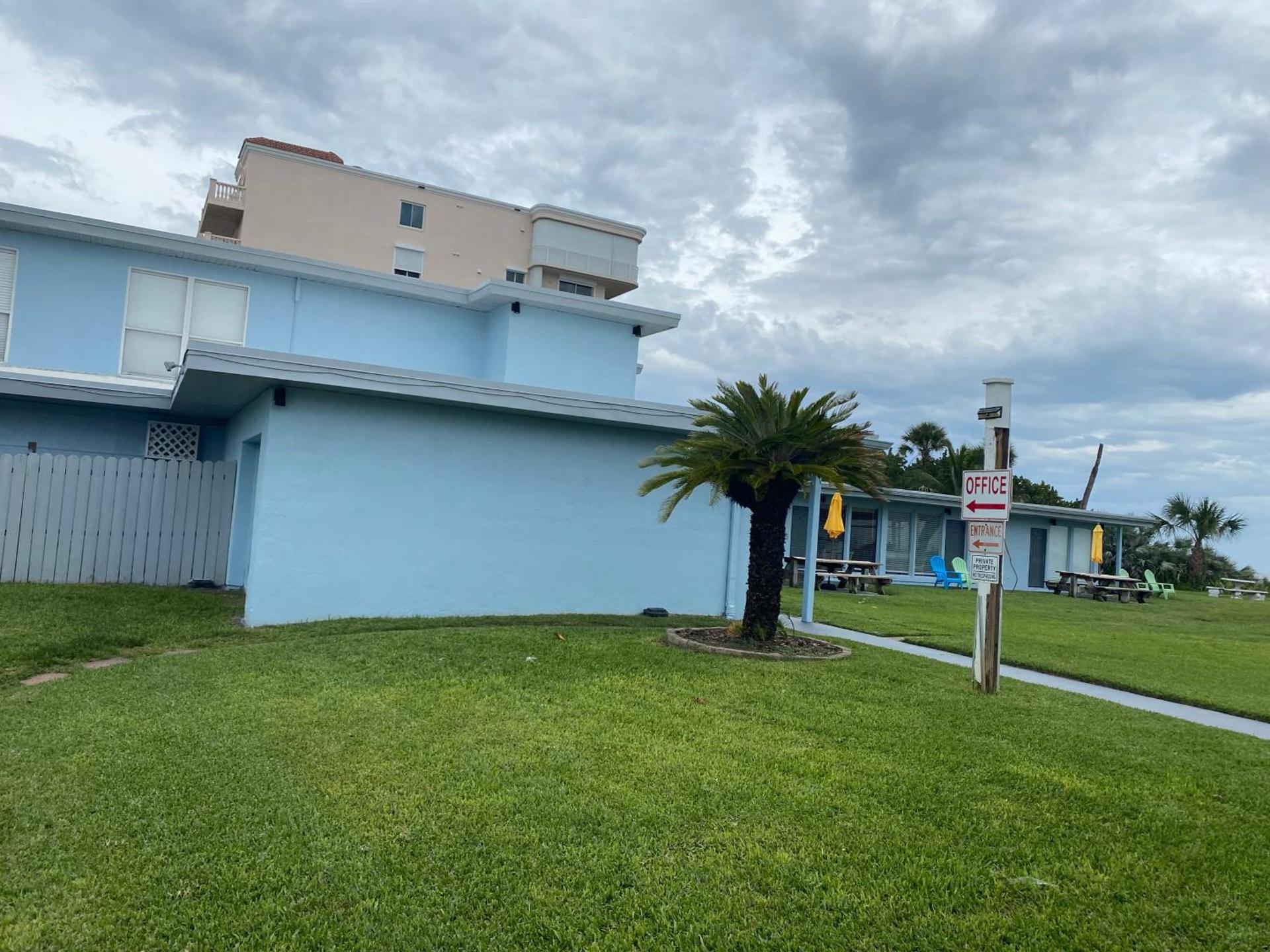 Sea Aire Oceanfront Inn photo 26
