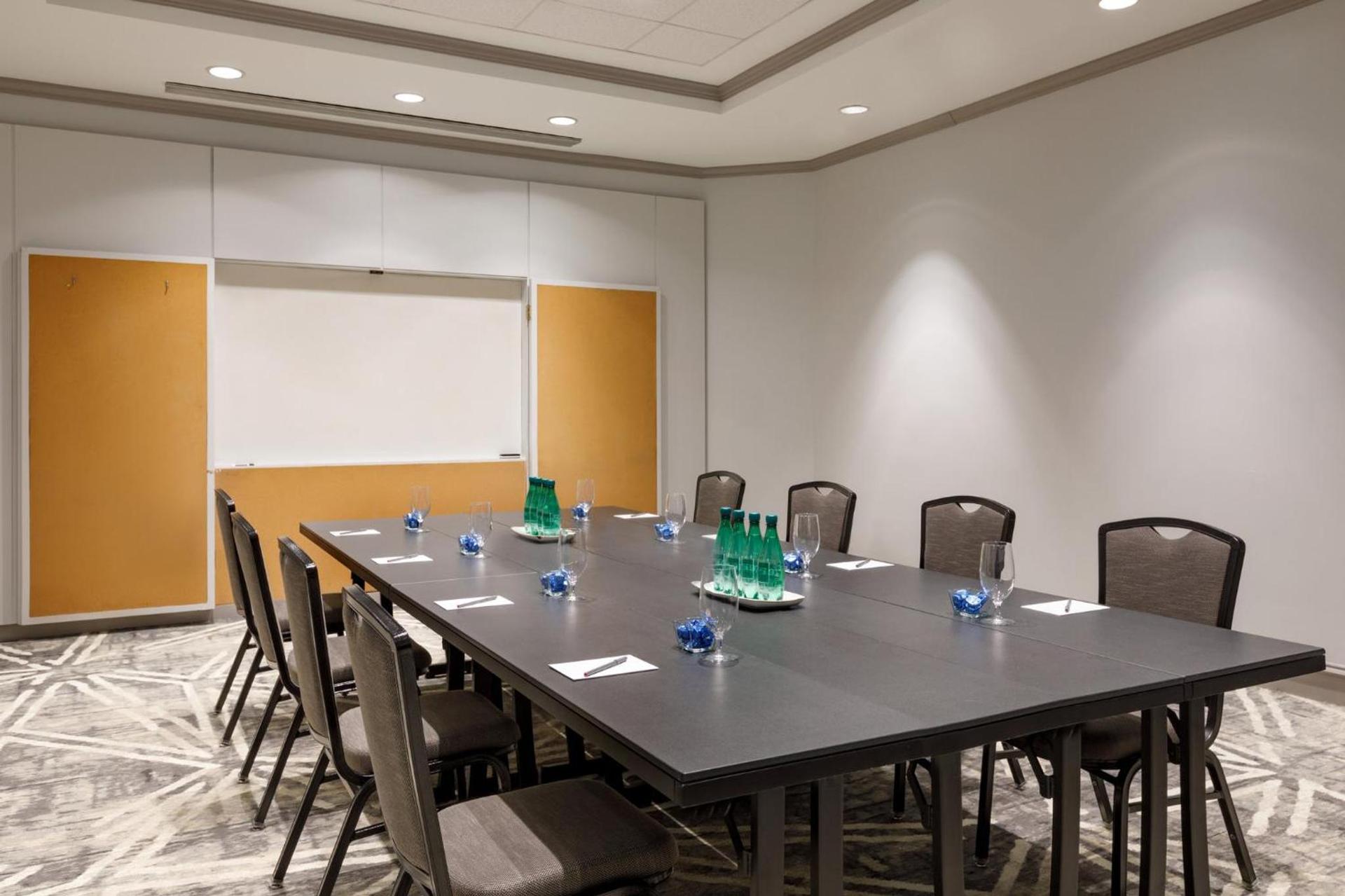 Crowne Plaza College Park - Washington DC by IHG photo 26