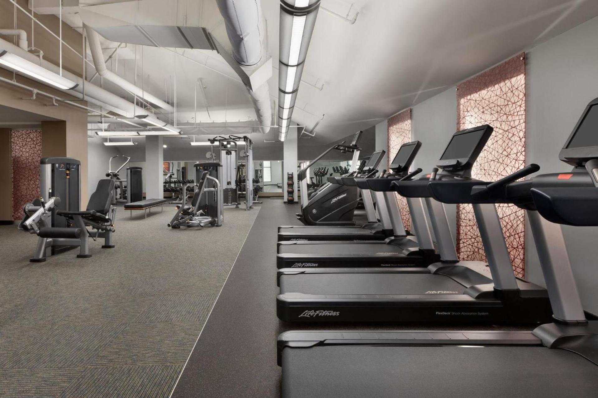 Crowne Plaza College Park - Washington DC by IHG photo 49