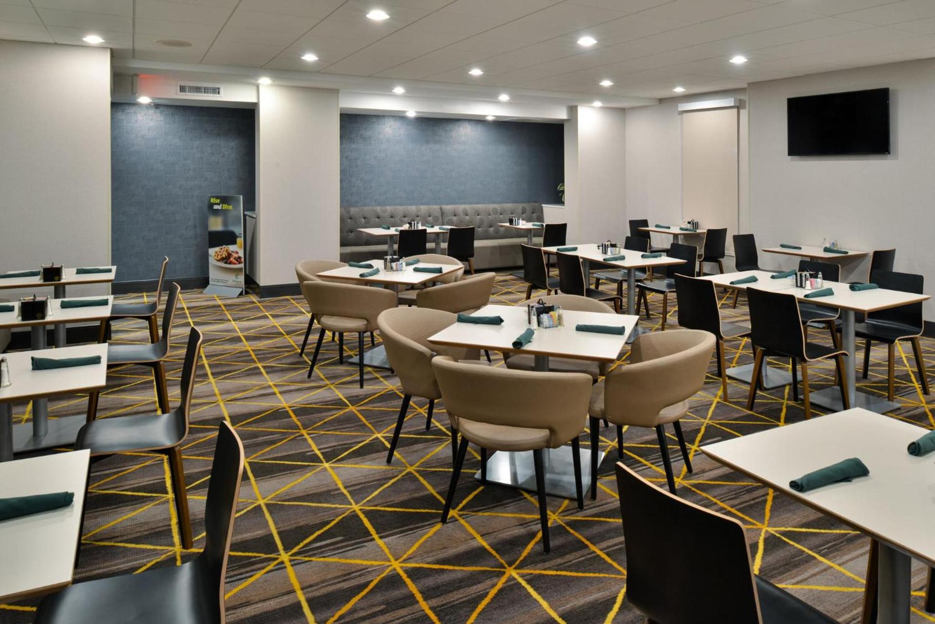 Holiday Inn Hotel & Suites Overland Park-Convention Center by IHG photo 37