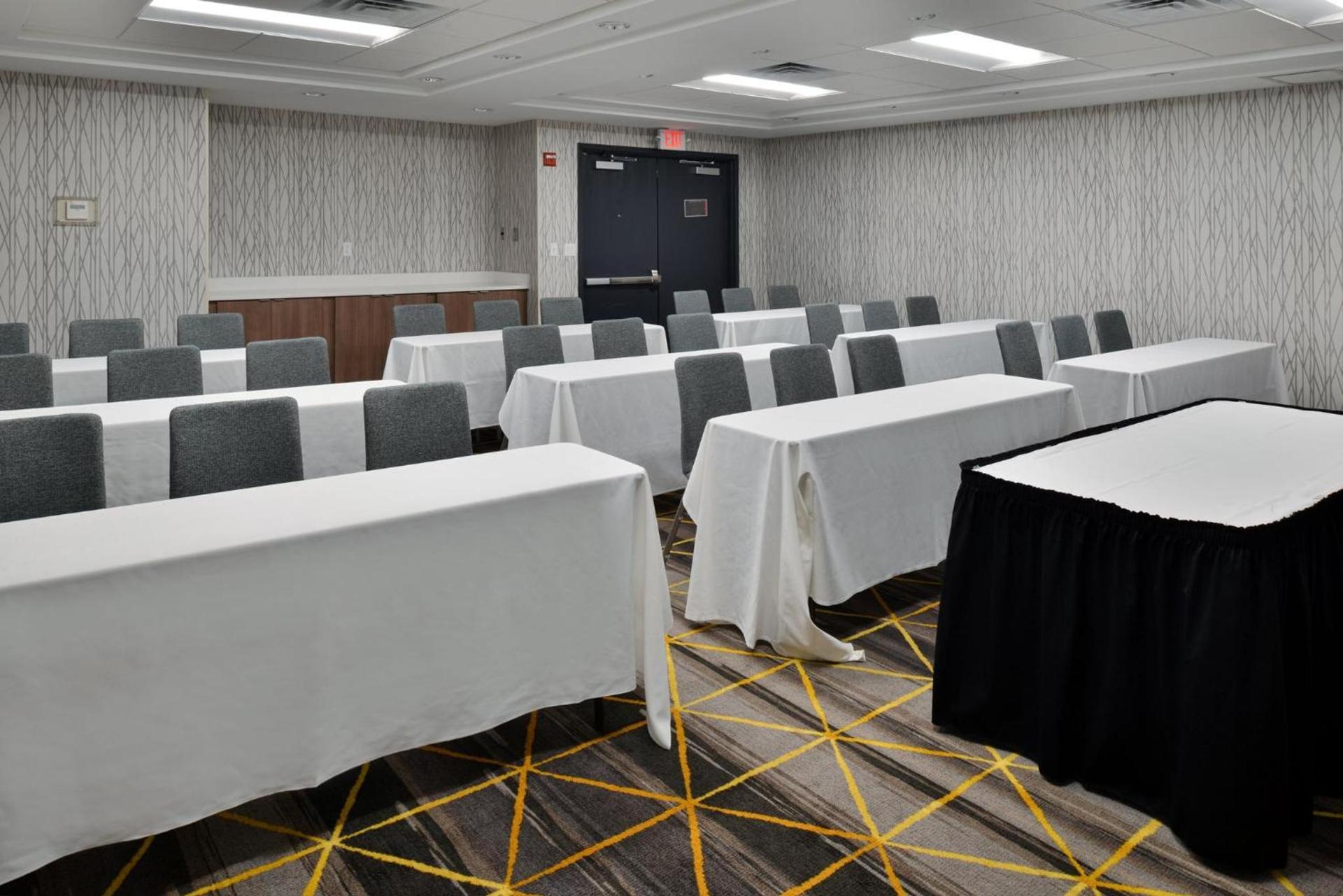 Holiday Inn Hotel & Suites Overland Park-Convention Center by IHG photo 24