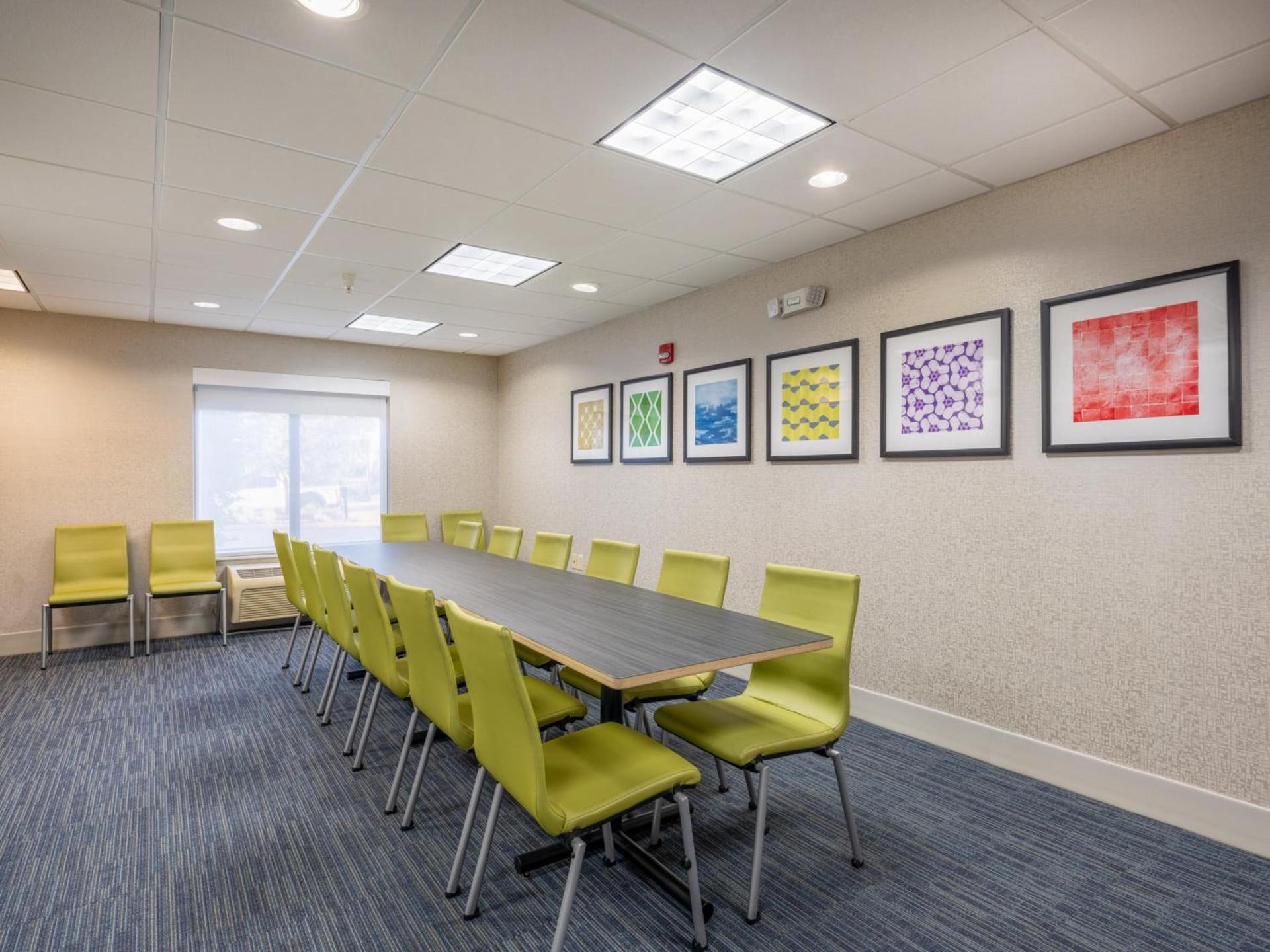 Holiday Inn Express Gas City by IHG photo 27