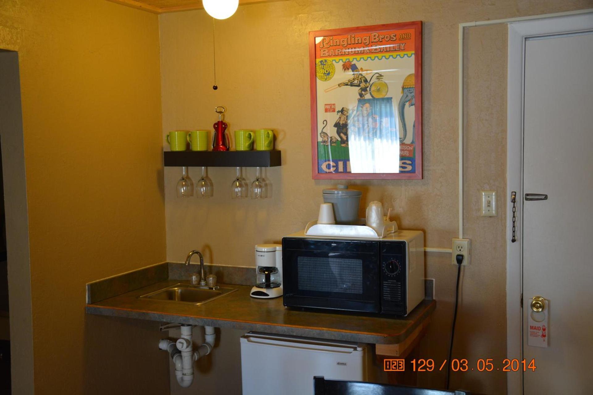 Sitzmark Chalet Inn photo 70