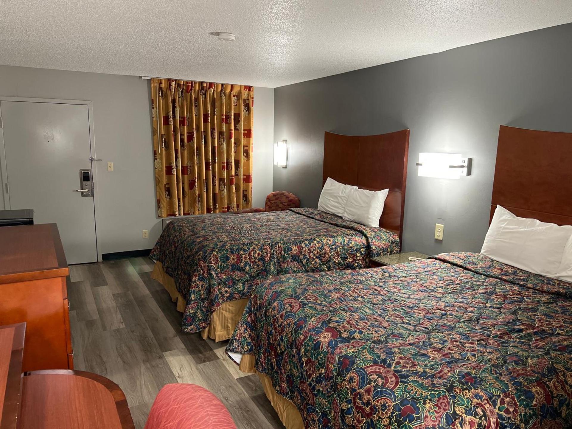 Briarwood Inn photo 11
