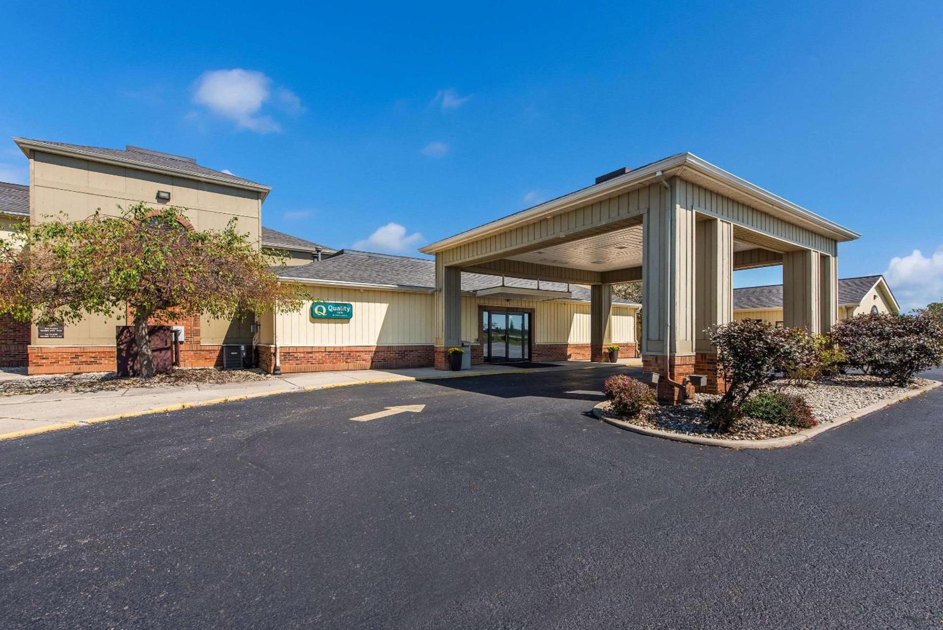 Quality Inn Upper Sandusky photo 1