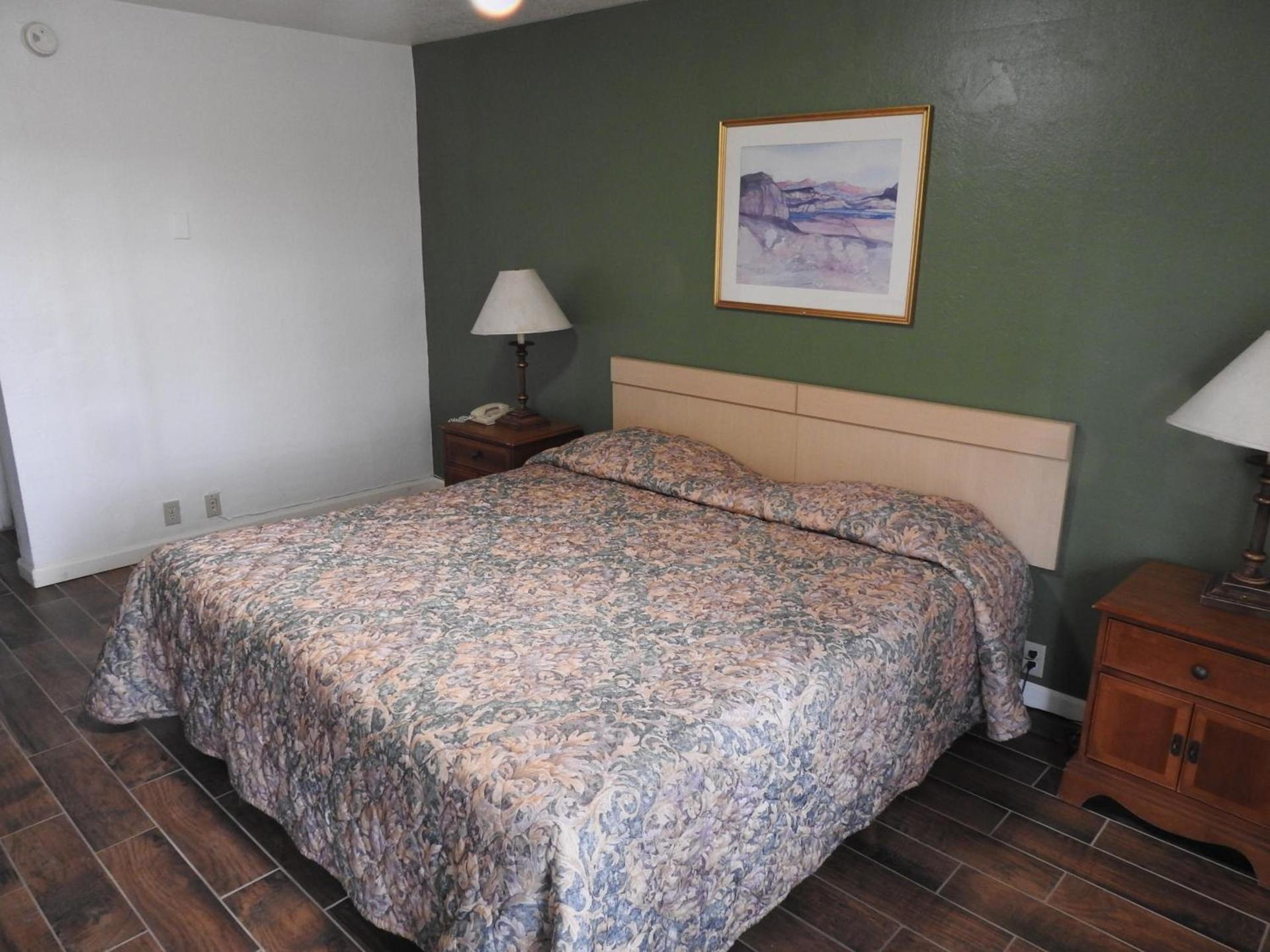 Downtown Inn photo 68