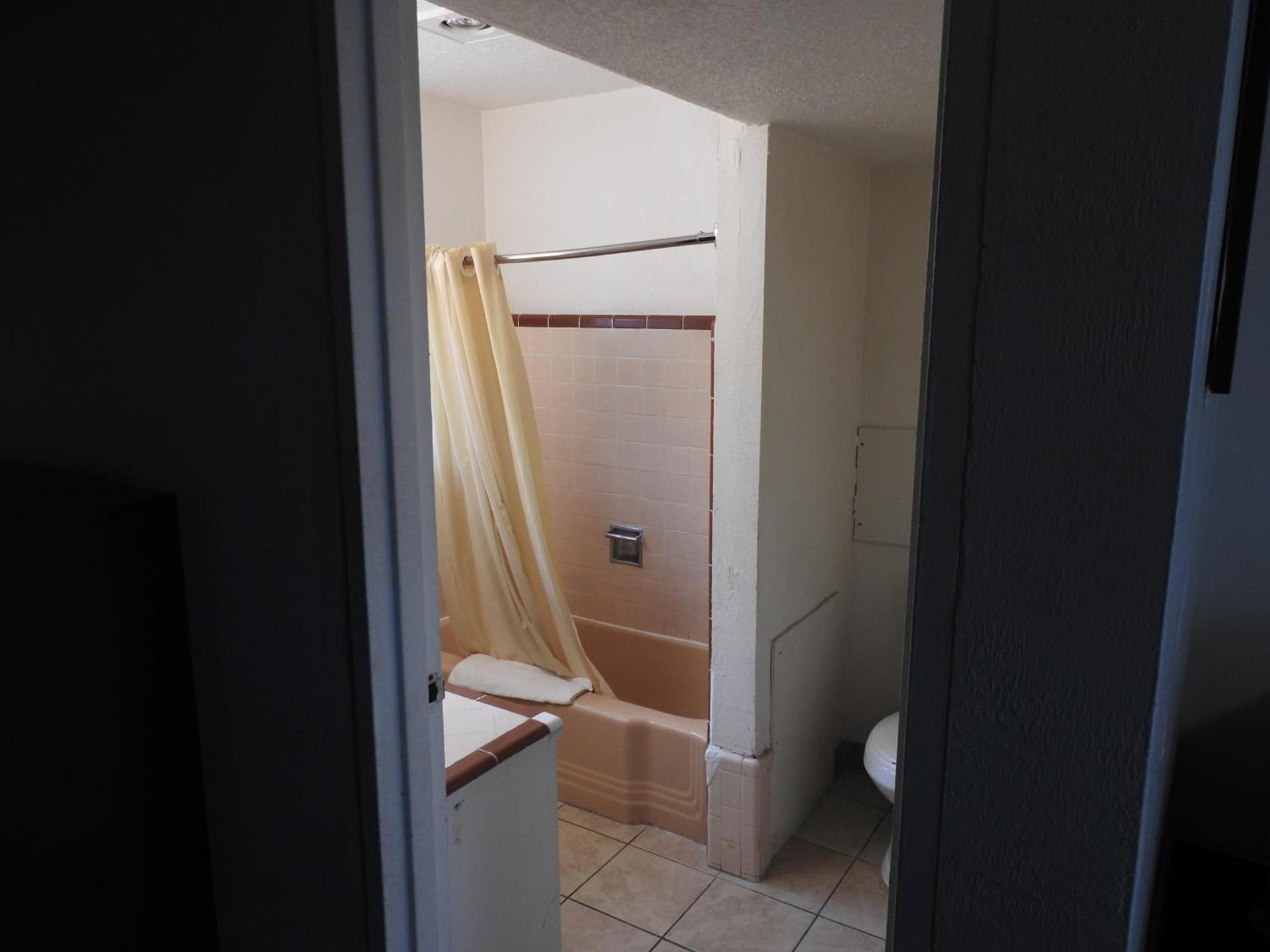 Downtown Inn photo 75