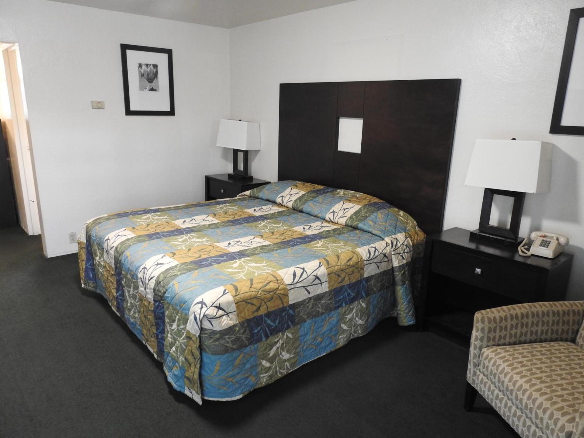 Downtown Inn photo 76