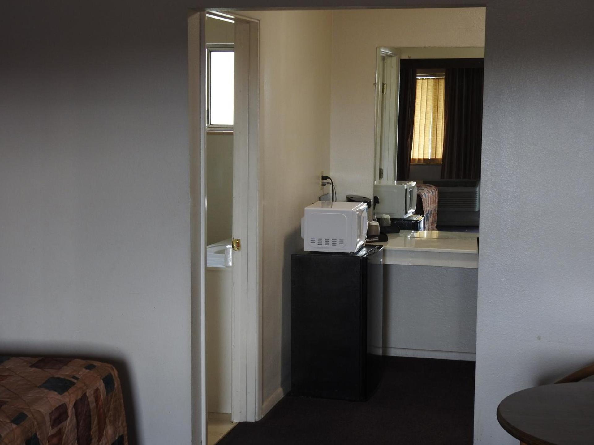 Downtown Inn photo 78