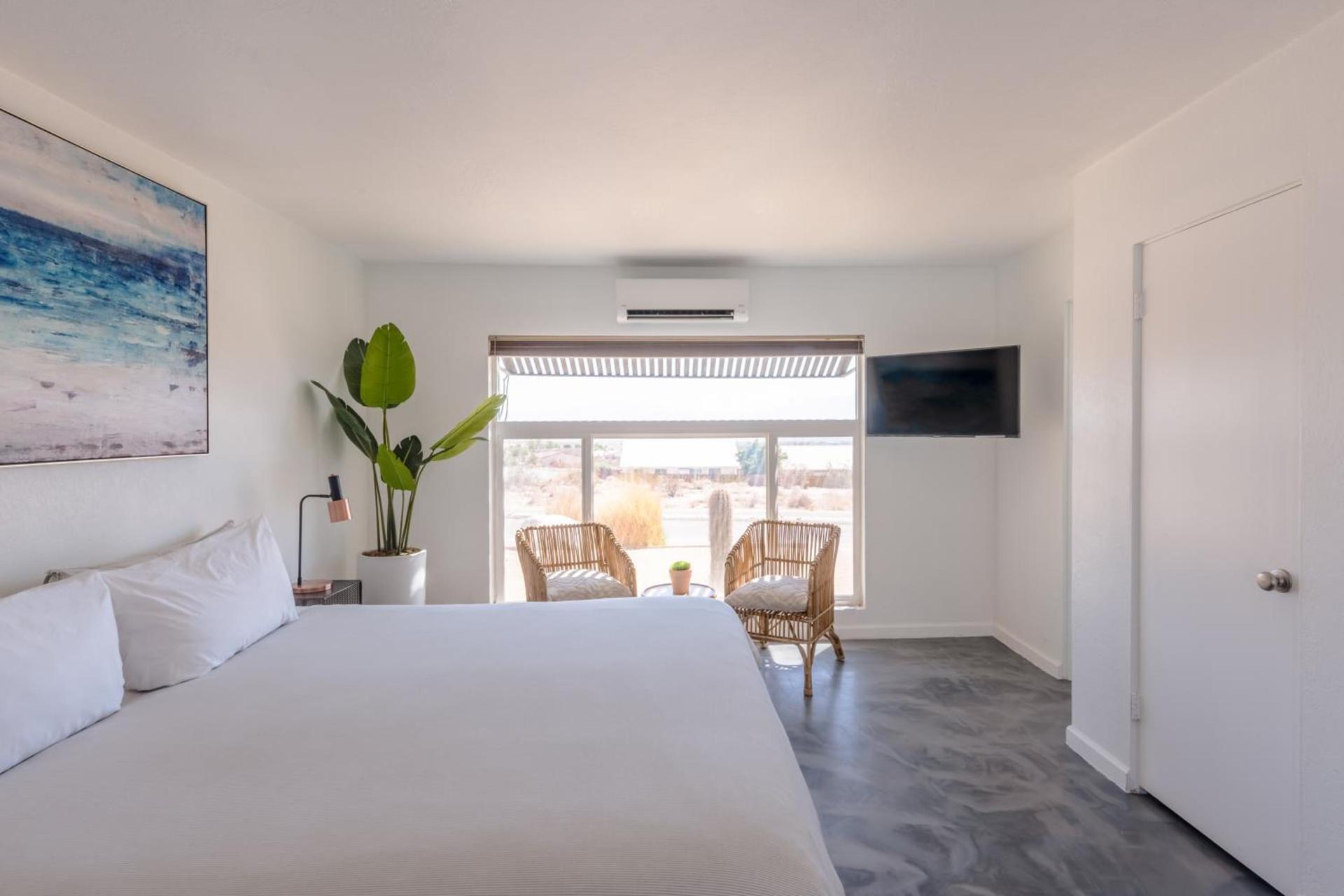 Desert Hot Springs Inn photo 44