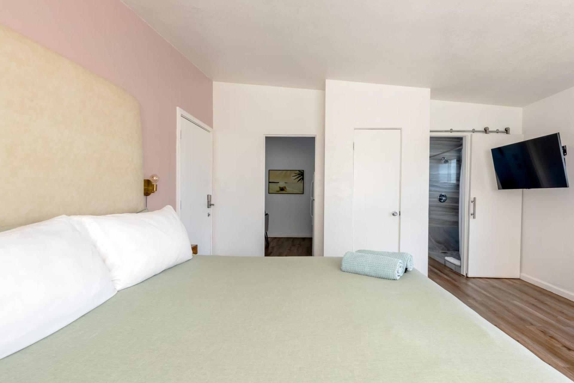 Desert Hot Springs Inn photo 70