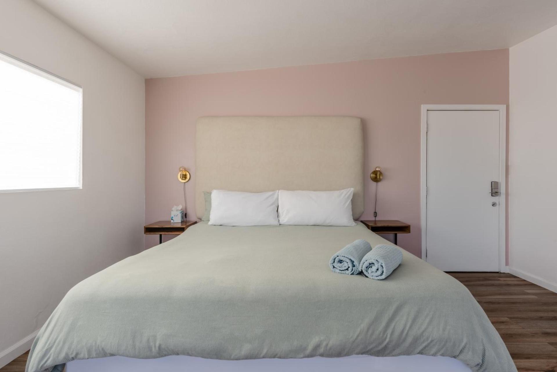 Desert Hot Springs Inn photo 65