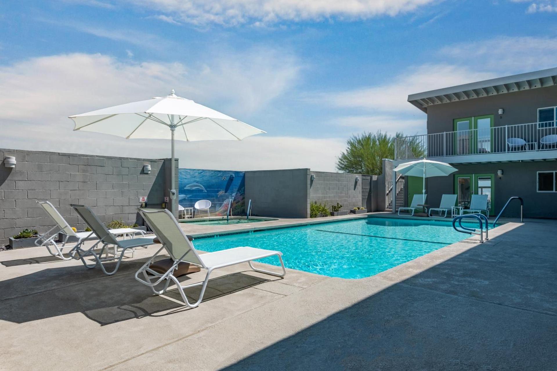 Desert Hot Springs Inn photo 91