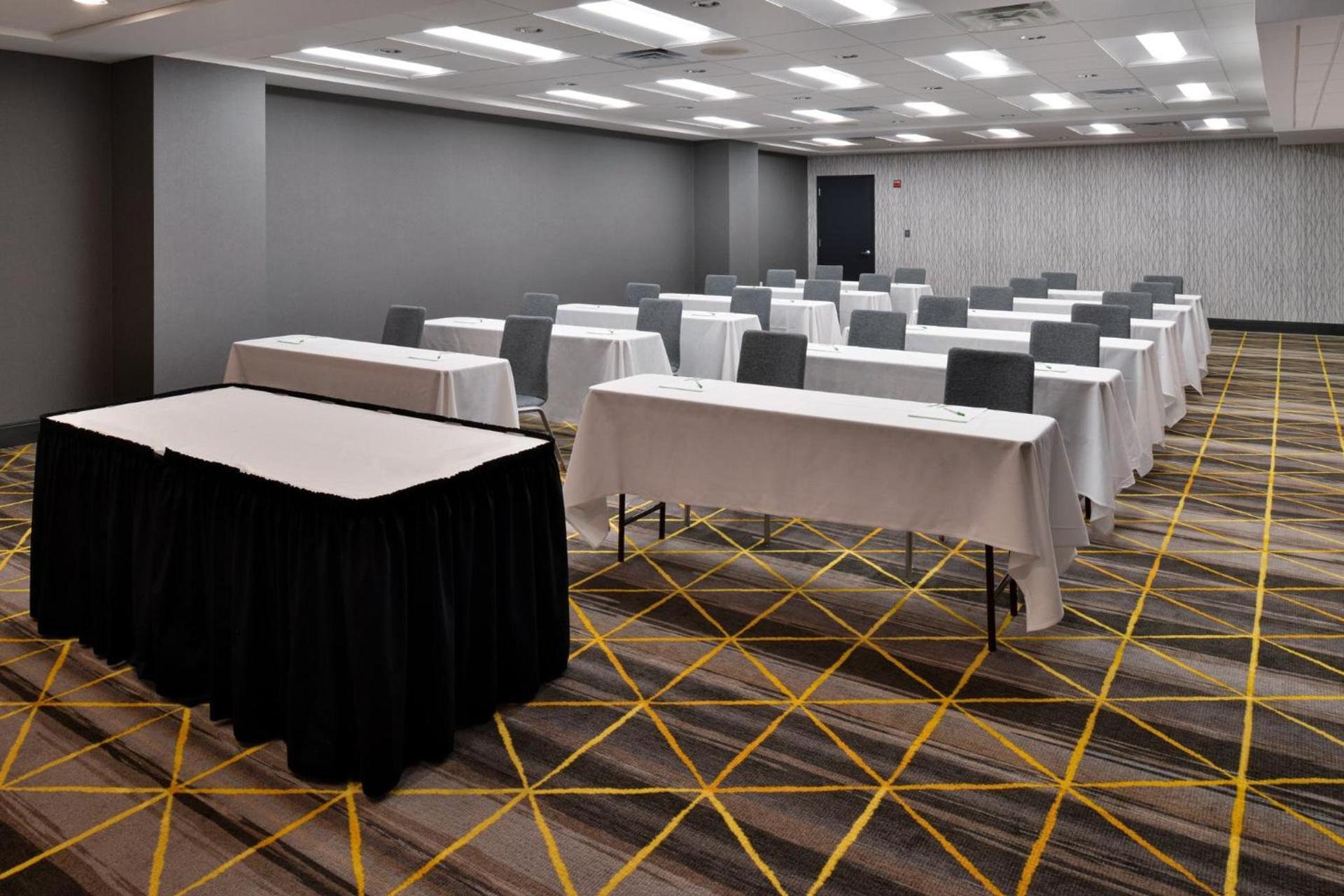Holiday Inn Hotel & Suites Overland Park-Convention Center by IHG photo 22