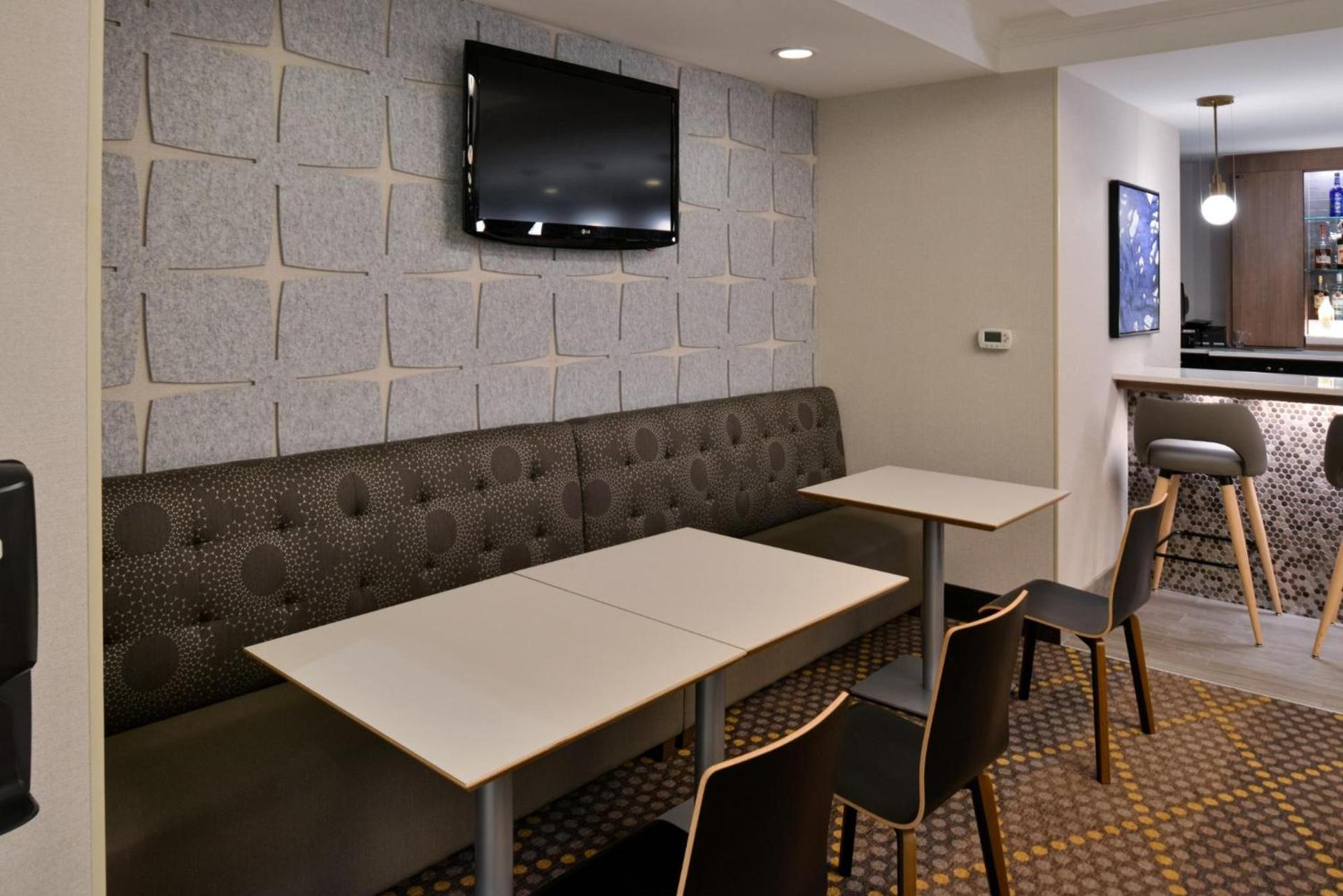 Holiday Inn Hotel & Suites Overland Park-Convention Center by IHG photo 23