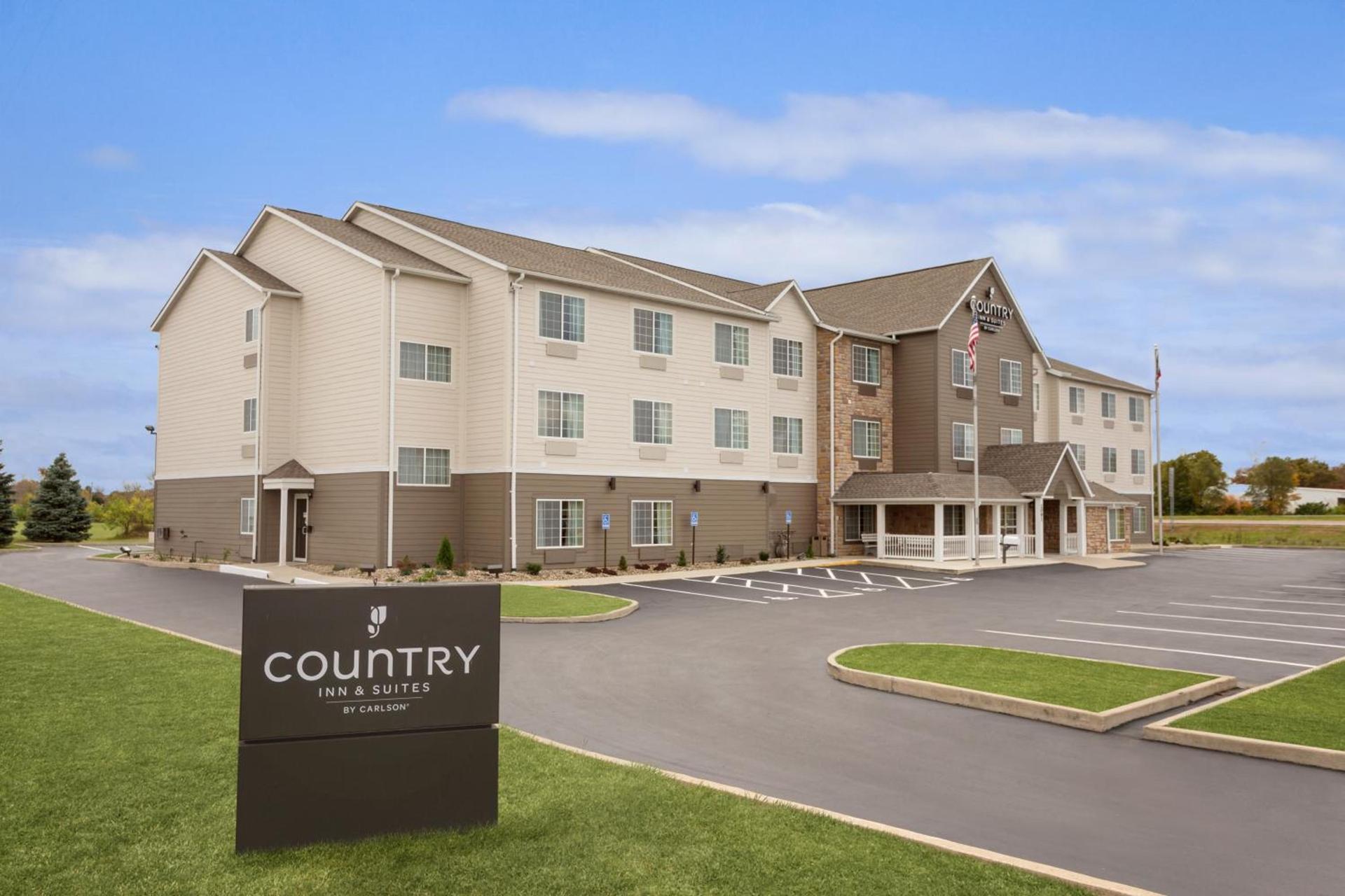 Country Inn & Suites by Radisson, Marion, OH photo 21