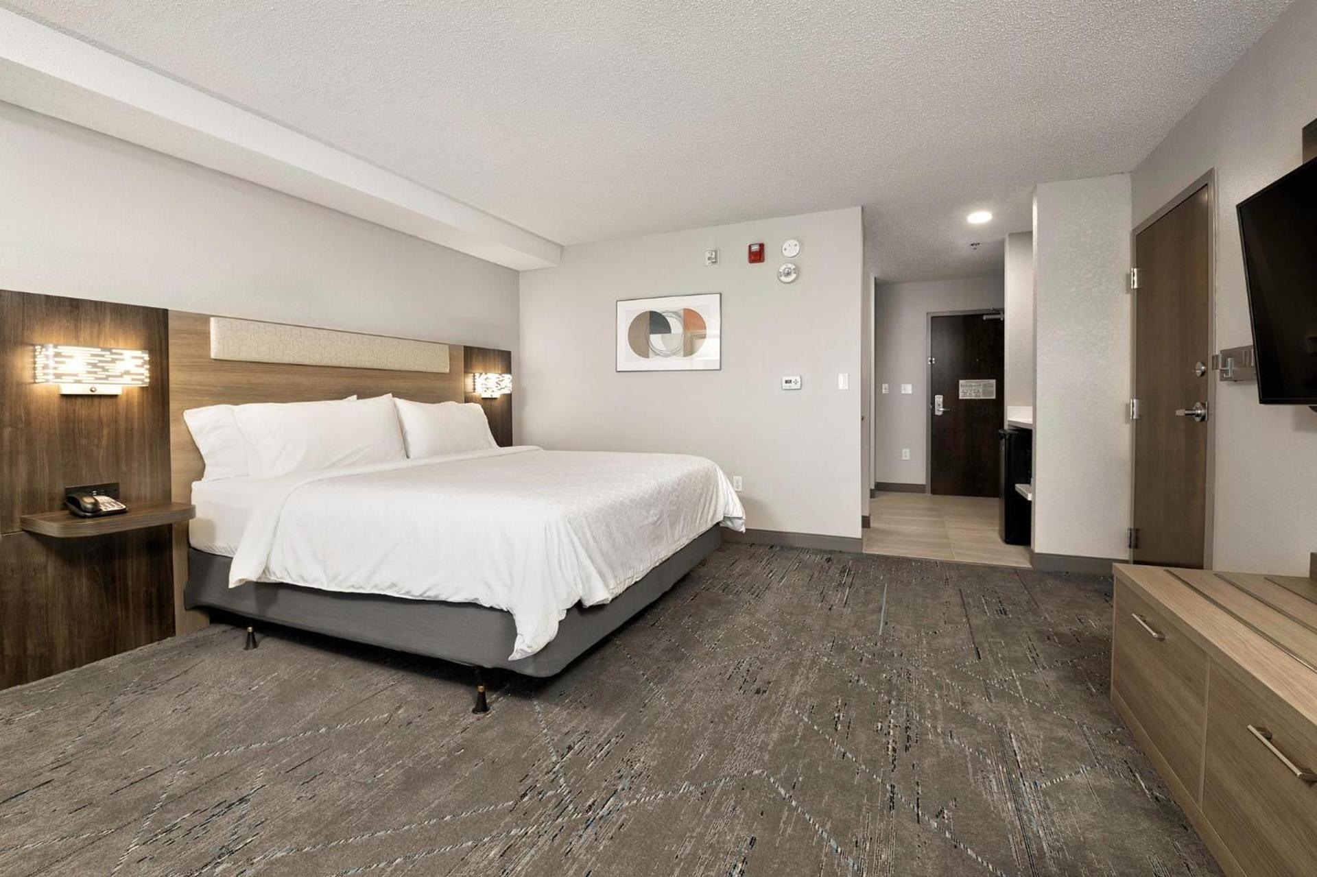 Holiday Inn Express Hotel & Suites Festus-South St. Louis by IHG photo 42