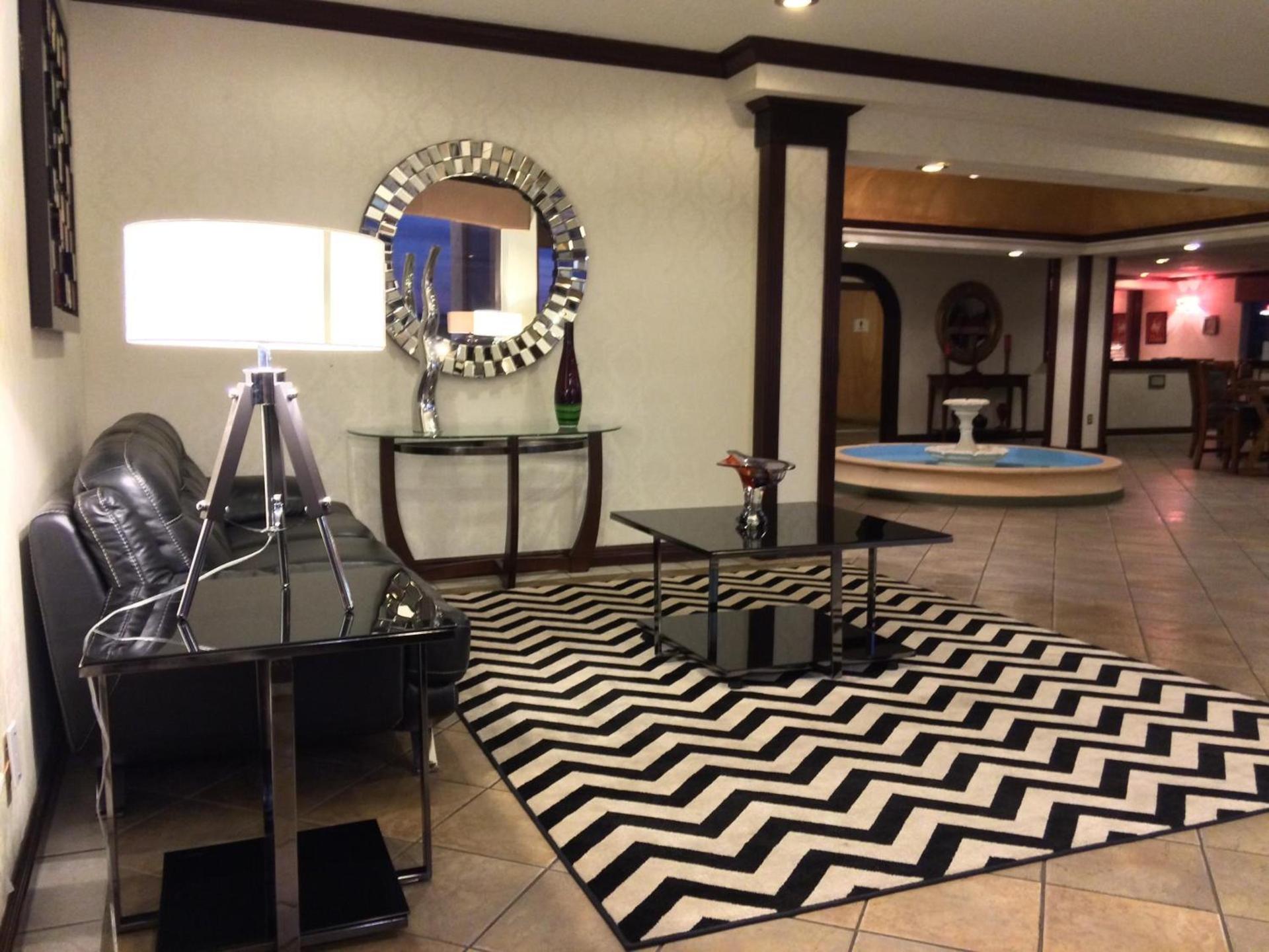 Ramada by Wyndham Davenport Orlando South photo 26