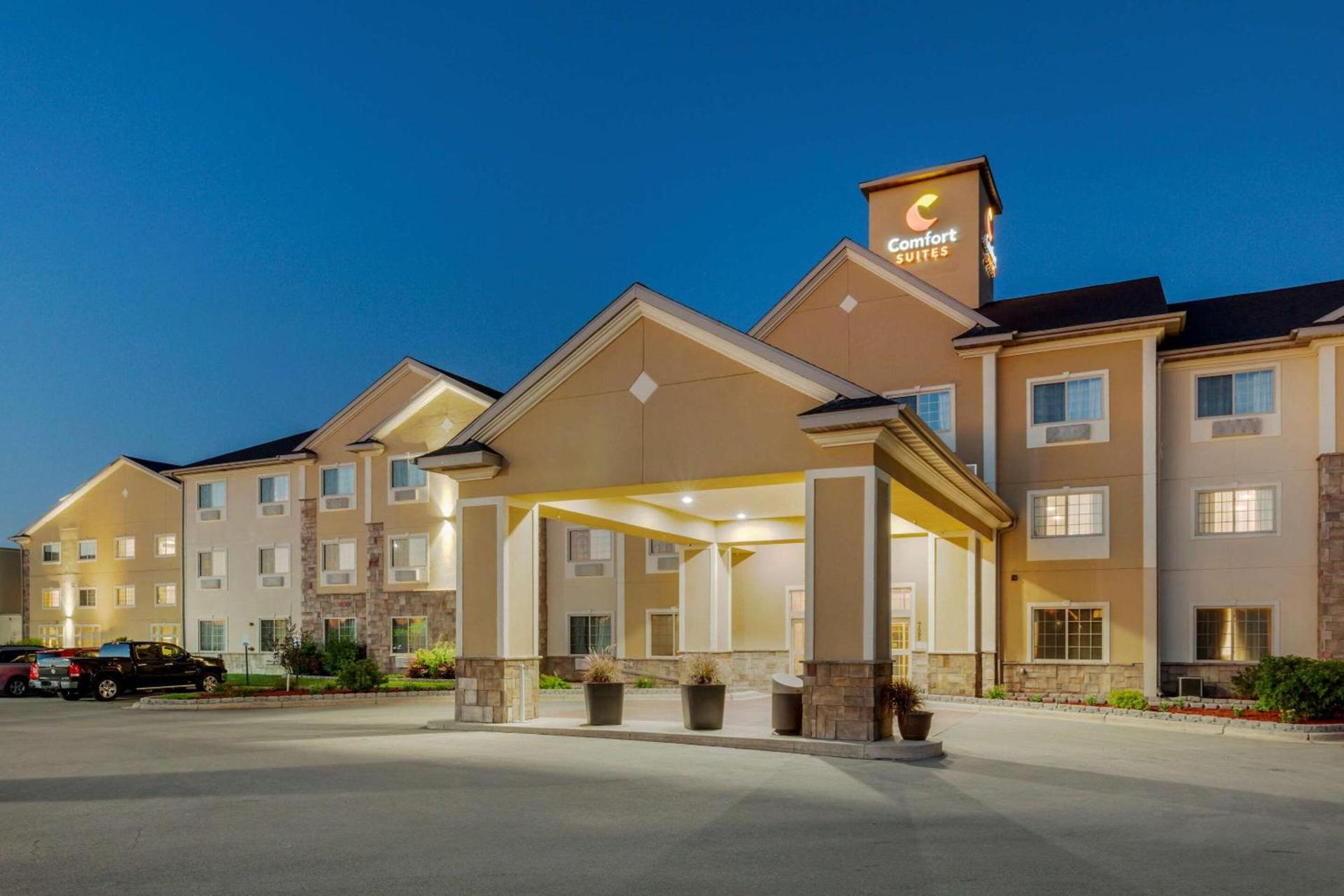 Comfort Suites Johnson Creek Conference Center photo 5