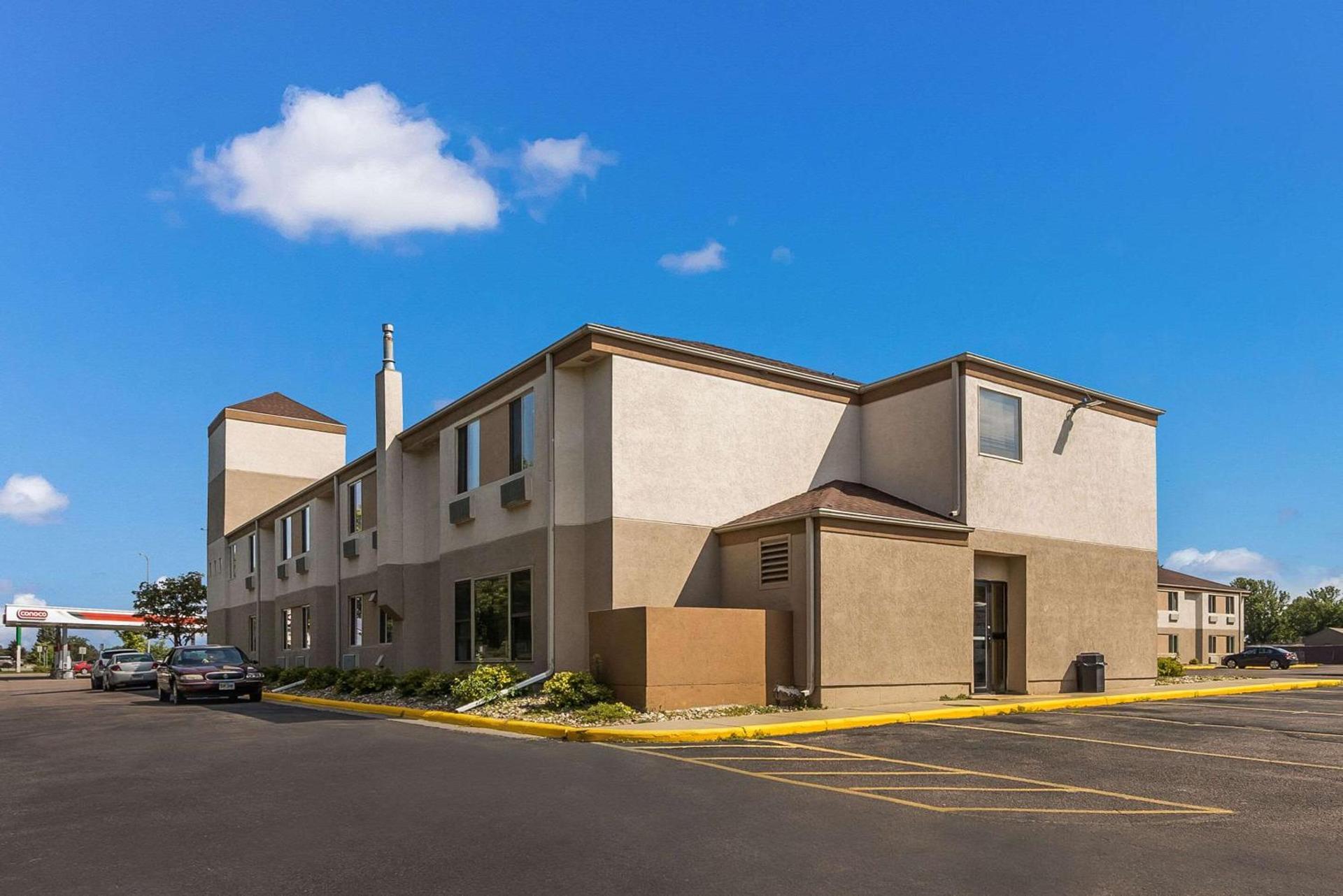 Sleep Inn Sioux Falls Airport photo 5
