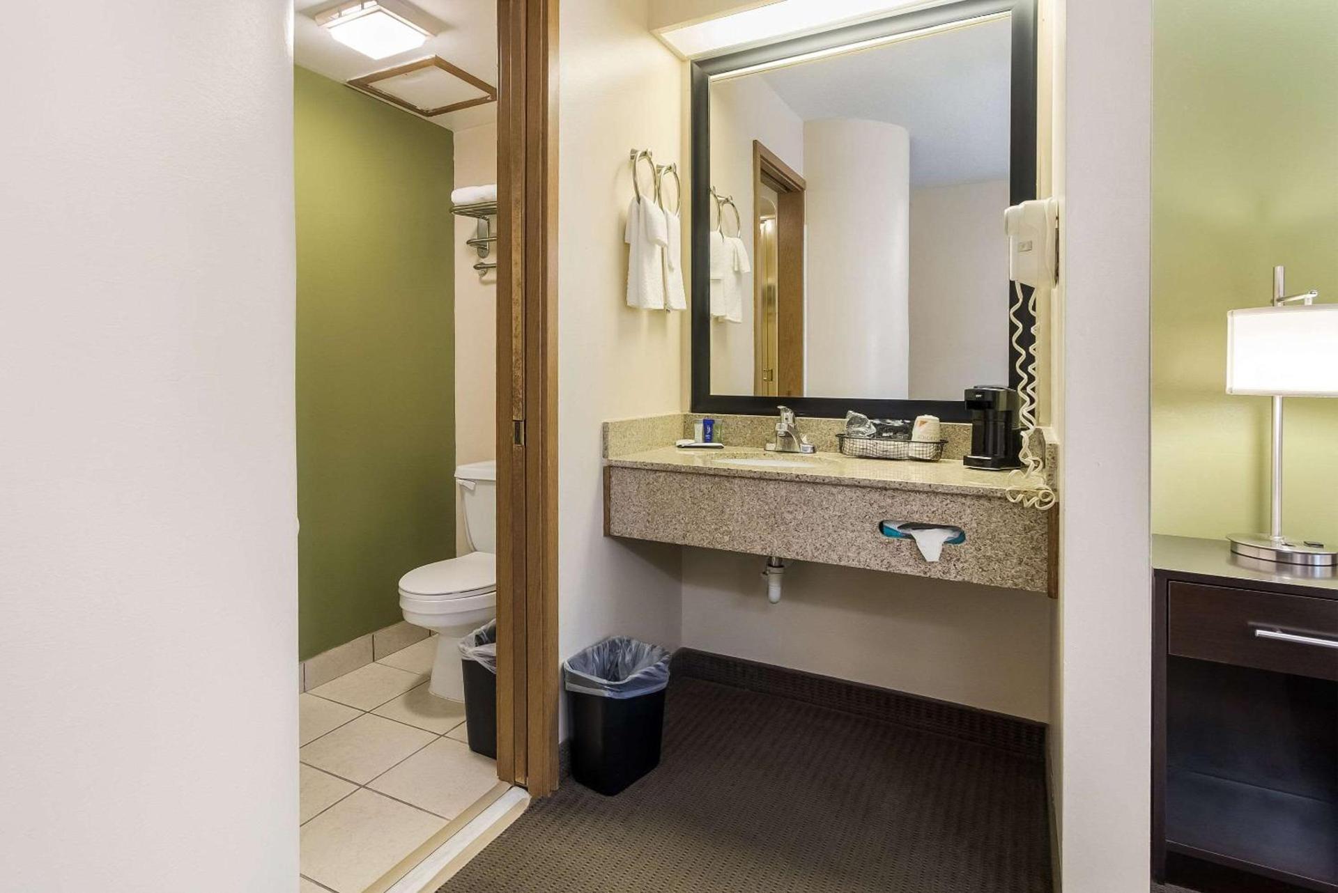 Sleep Inn Sioux Falls Airport photo 21
